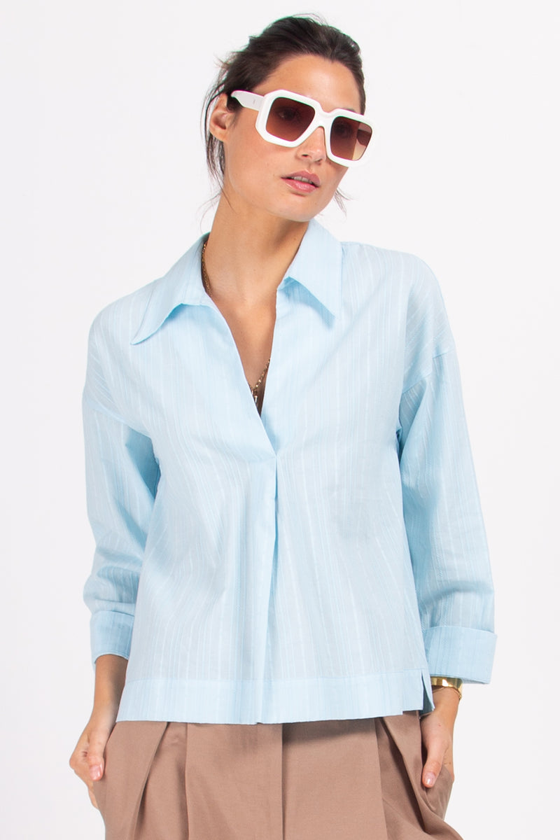 Daan blouse in sky blue french cotton