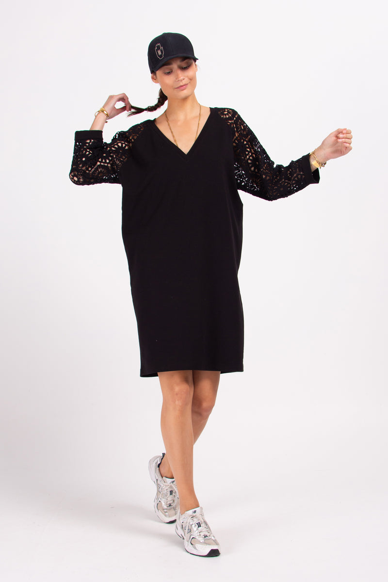 Dastra black dress with crochet sleeves