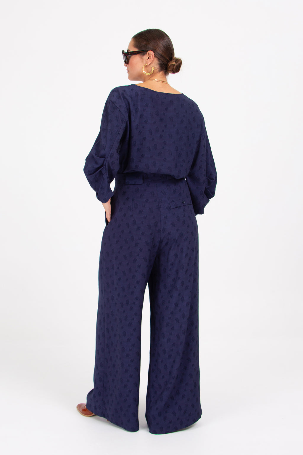 Donny trousers in blue woven berries