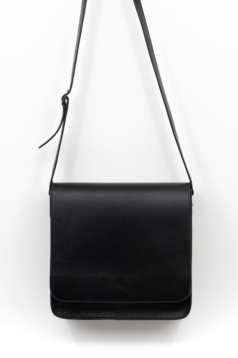 Medium crossbody handbag in black nappa leather