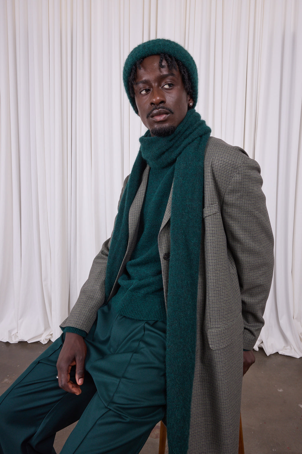 Dwight coat in green houndstooth