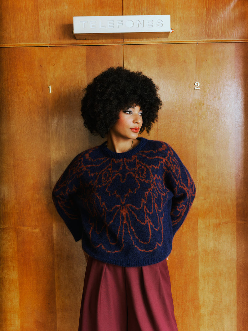 Alvik moth sweater in indigo