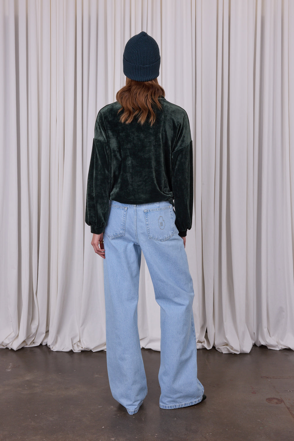 Upsa velvet sweater in sacramento green