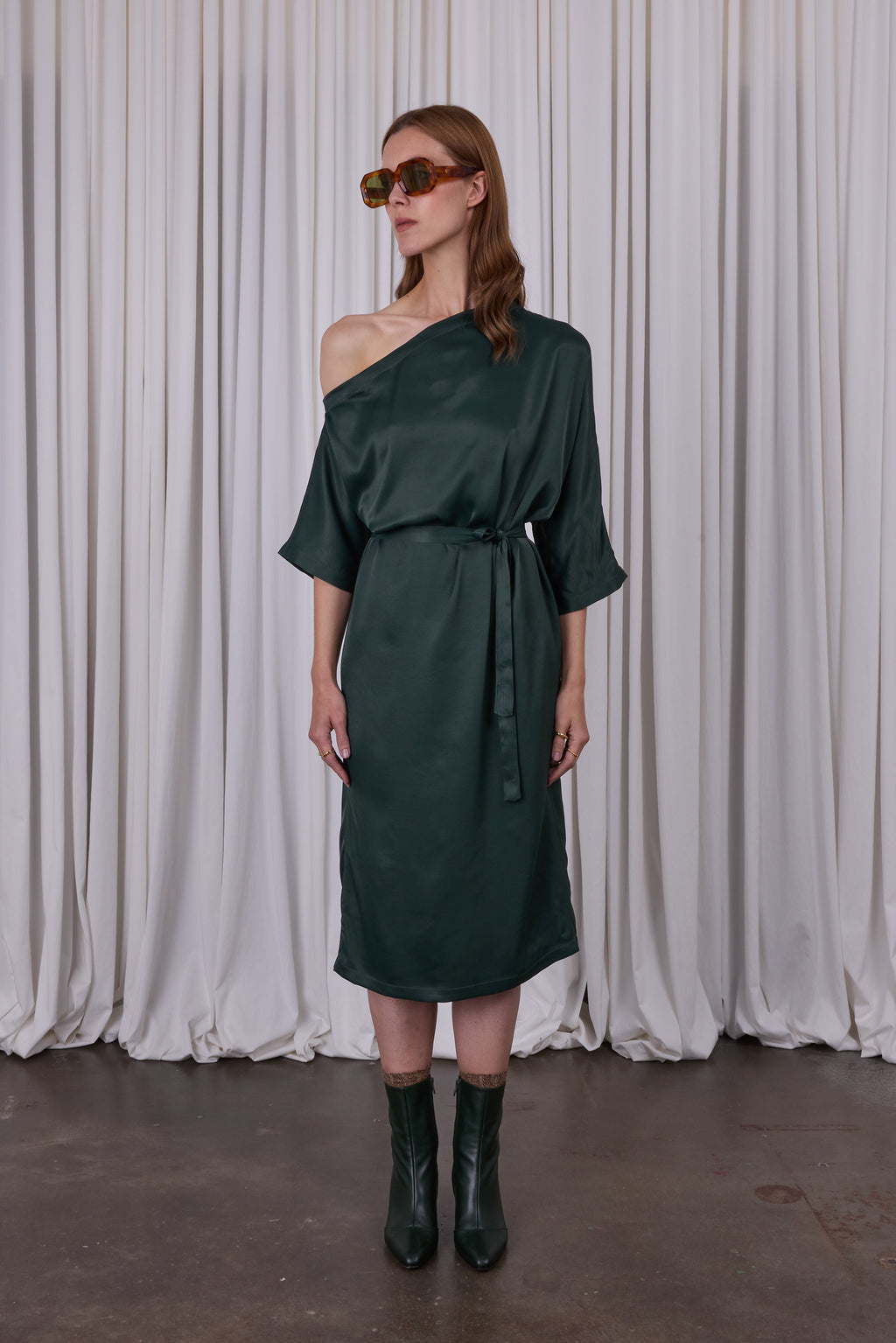 Esra pine satin dress