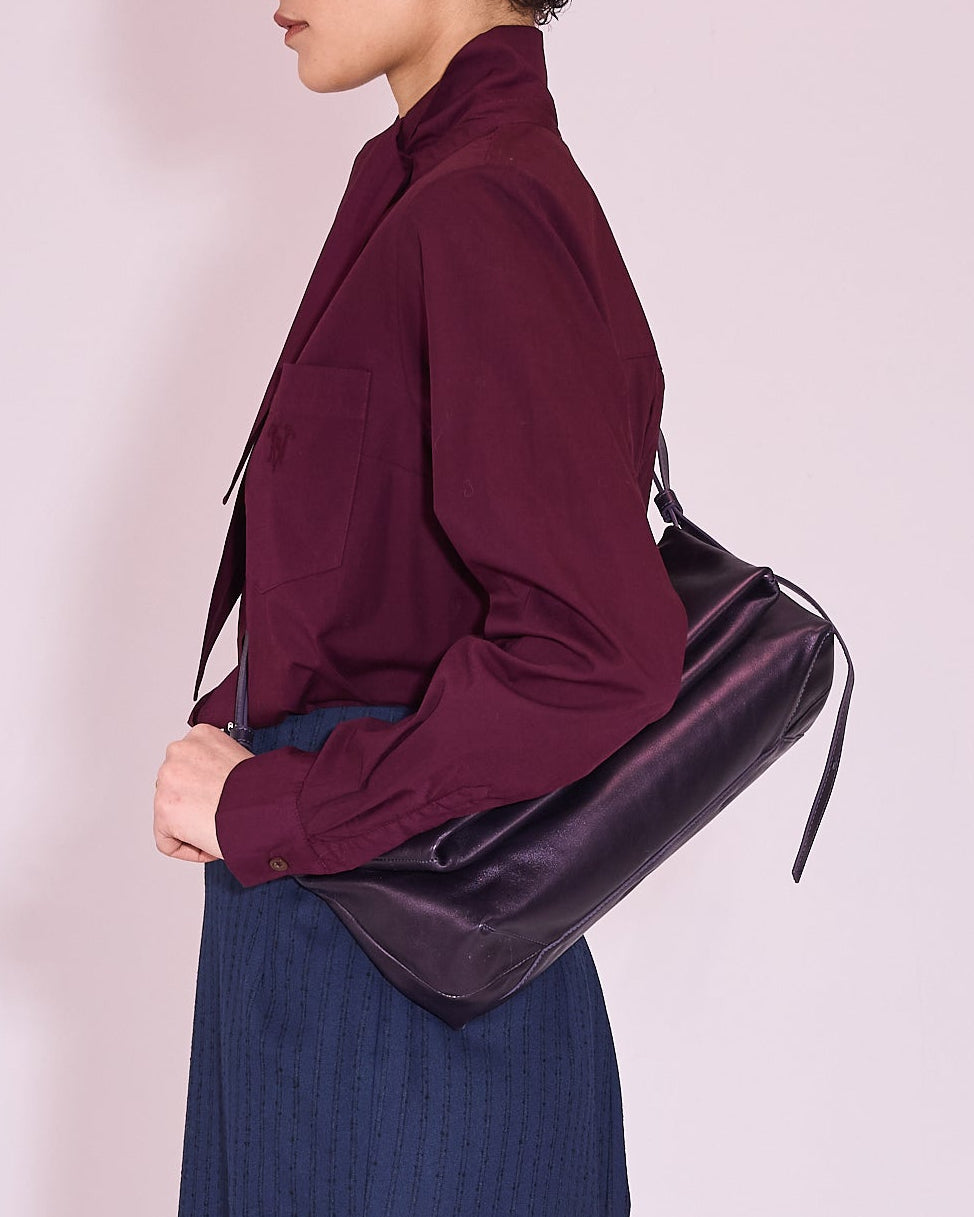 Gennaro handtas in metallic purple