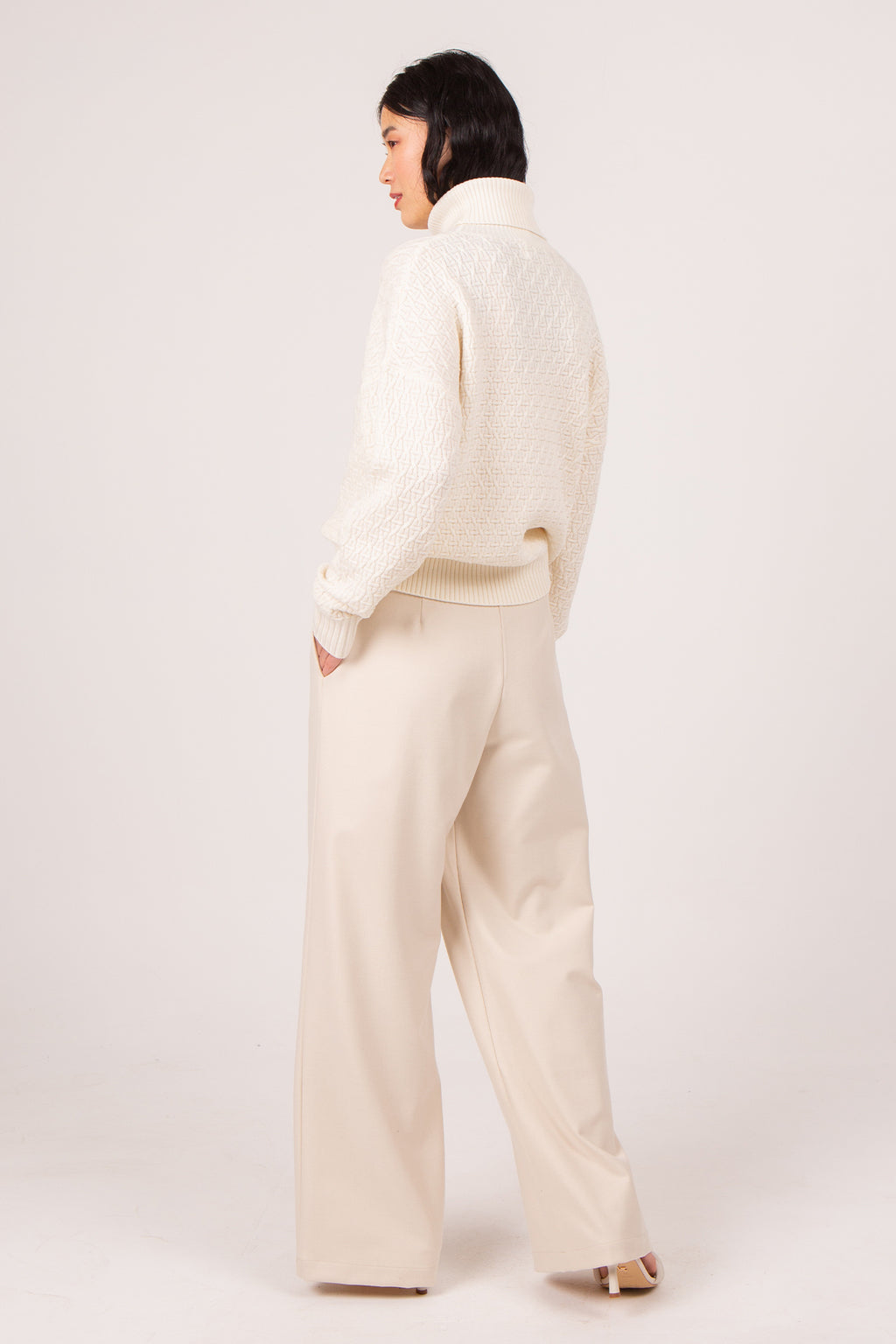 Mendoza cream turtleneck