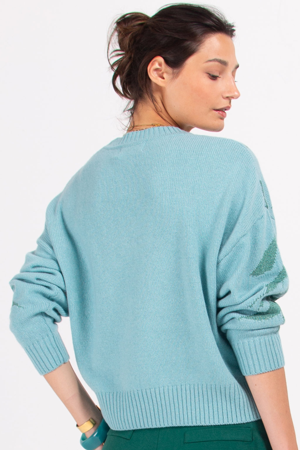 Mata knitted sweater with teal leaf