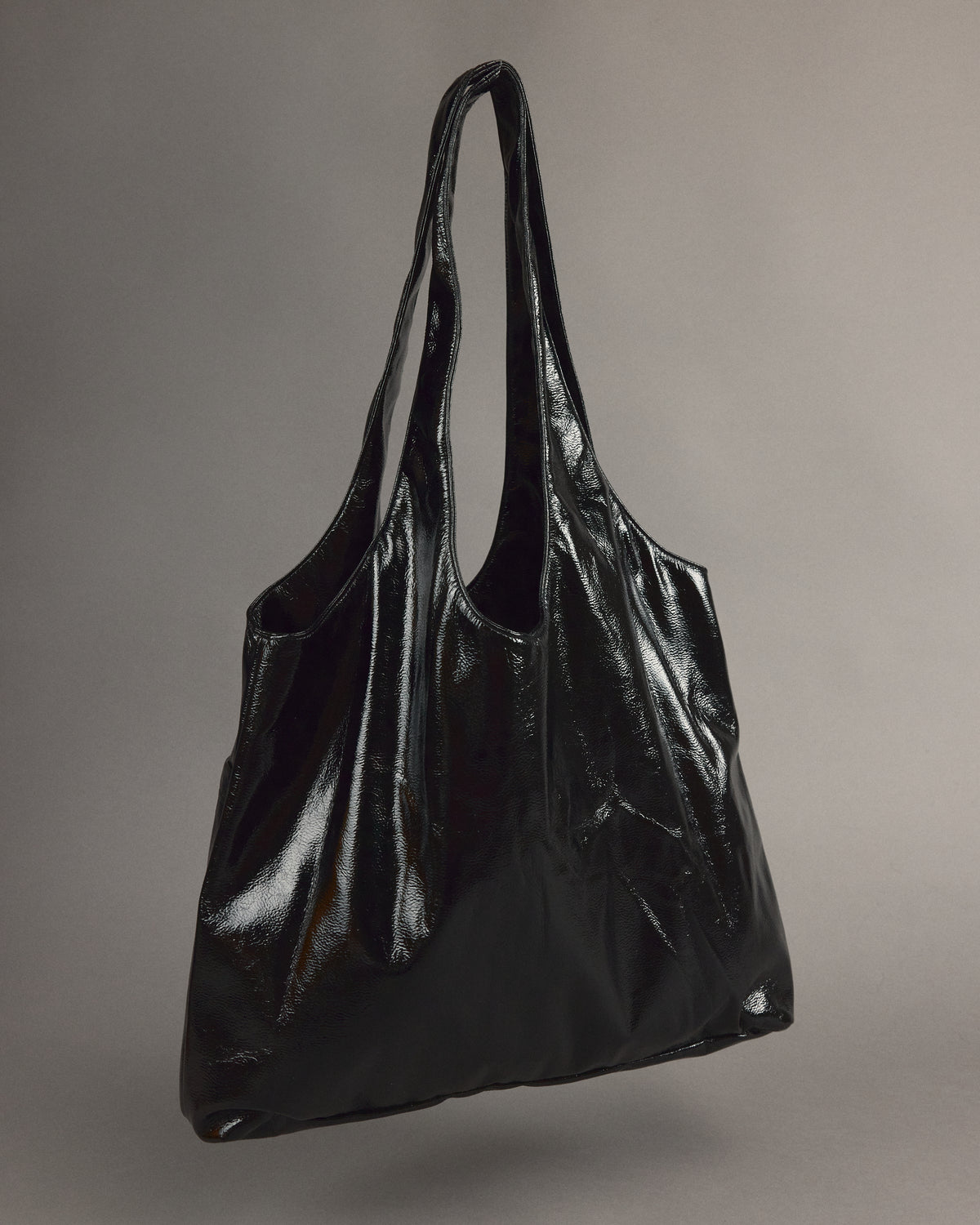 Jac handtas in black faux leather