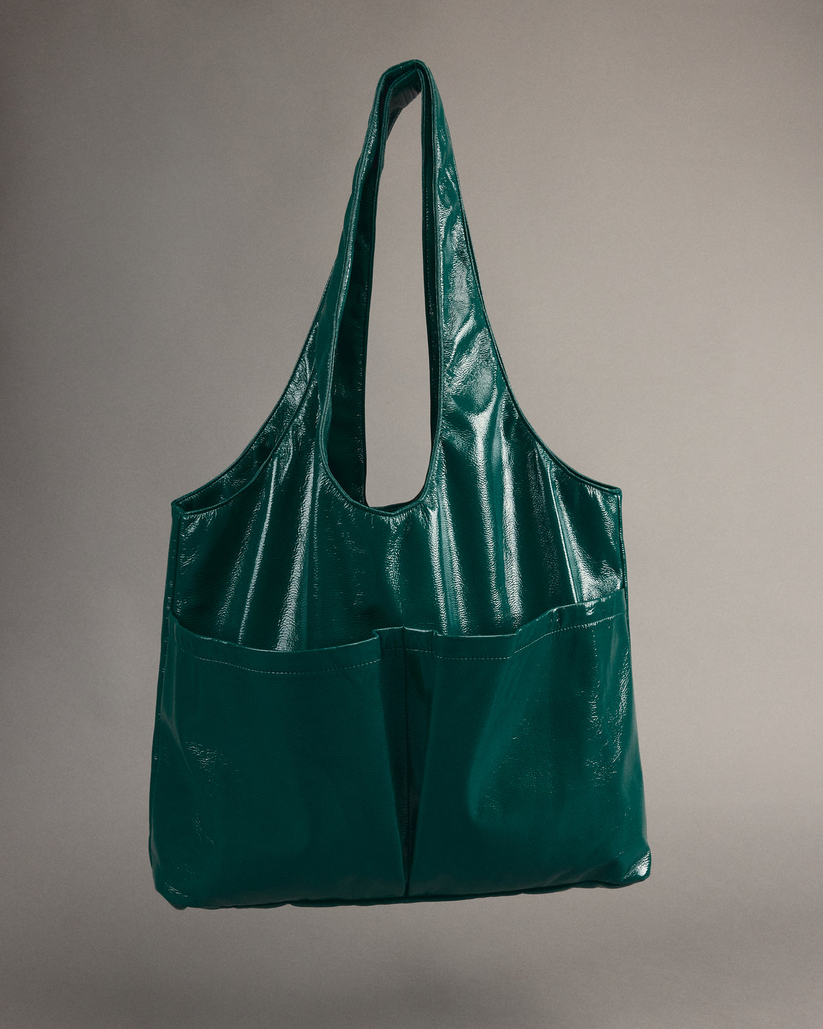 Jac handtas in evergreen faux leather