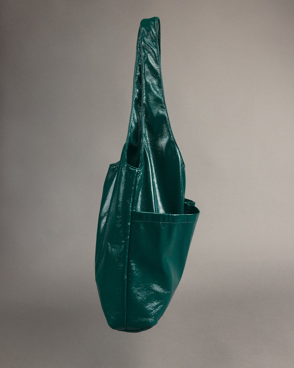 Jac handtas in evergreen faux leather