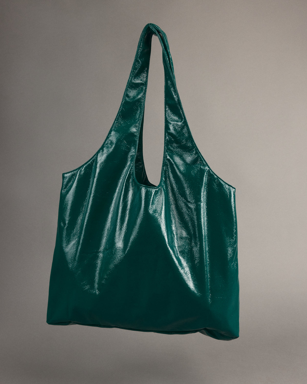 Jac handtas in evergreen faux leather