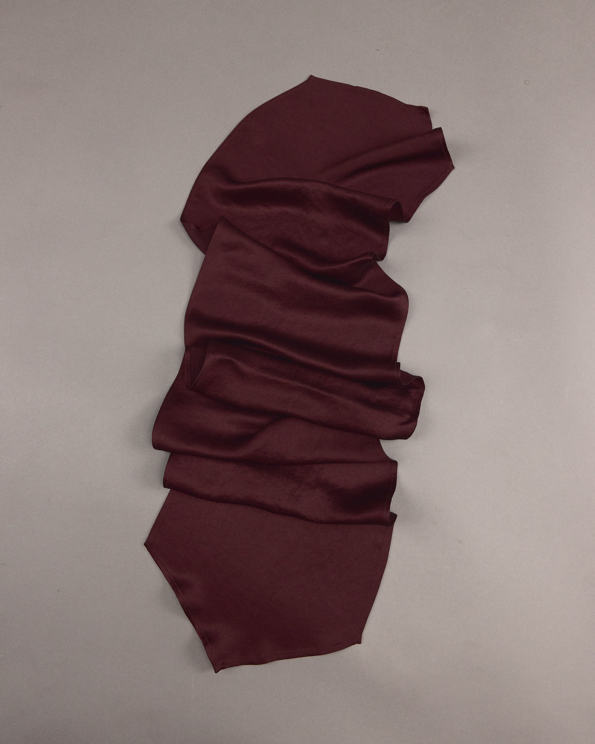 Hee scarf in burgundy