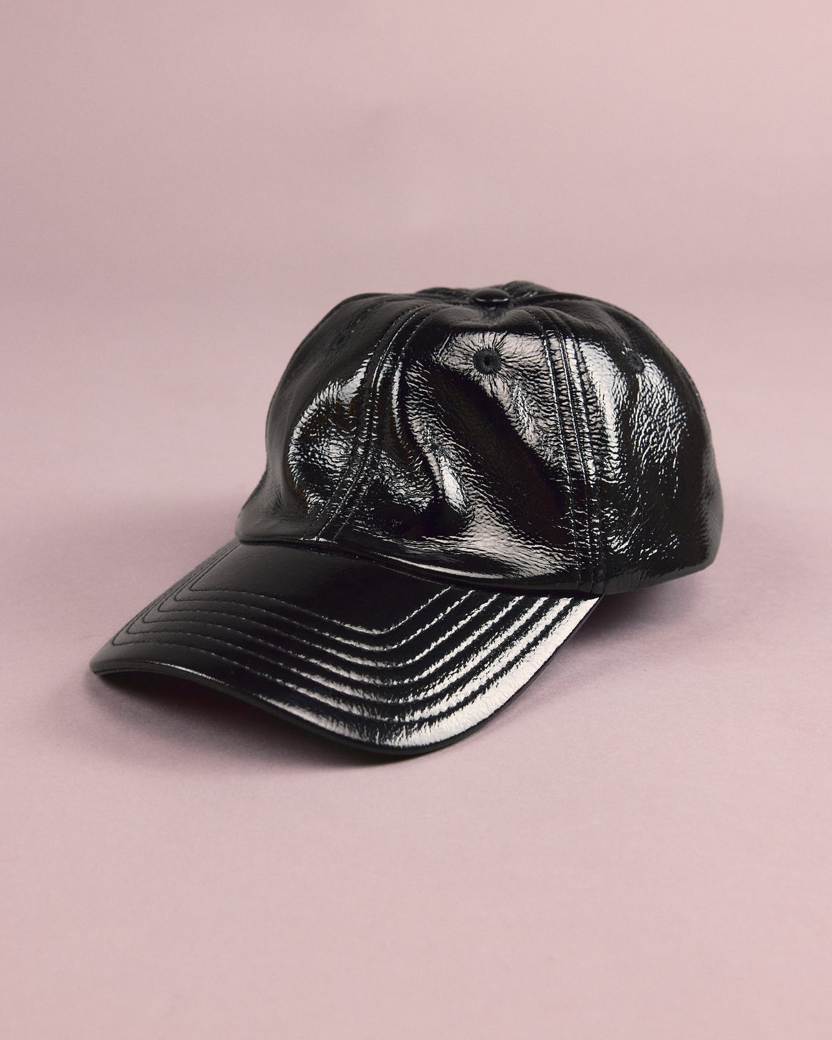 Jo pet in black faux leather