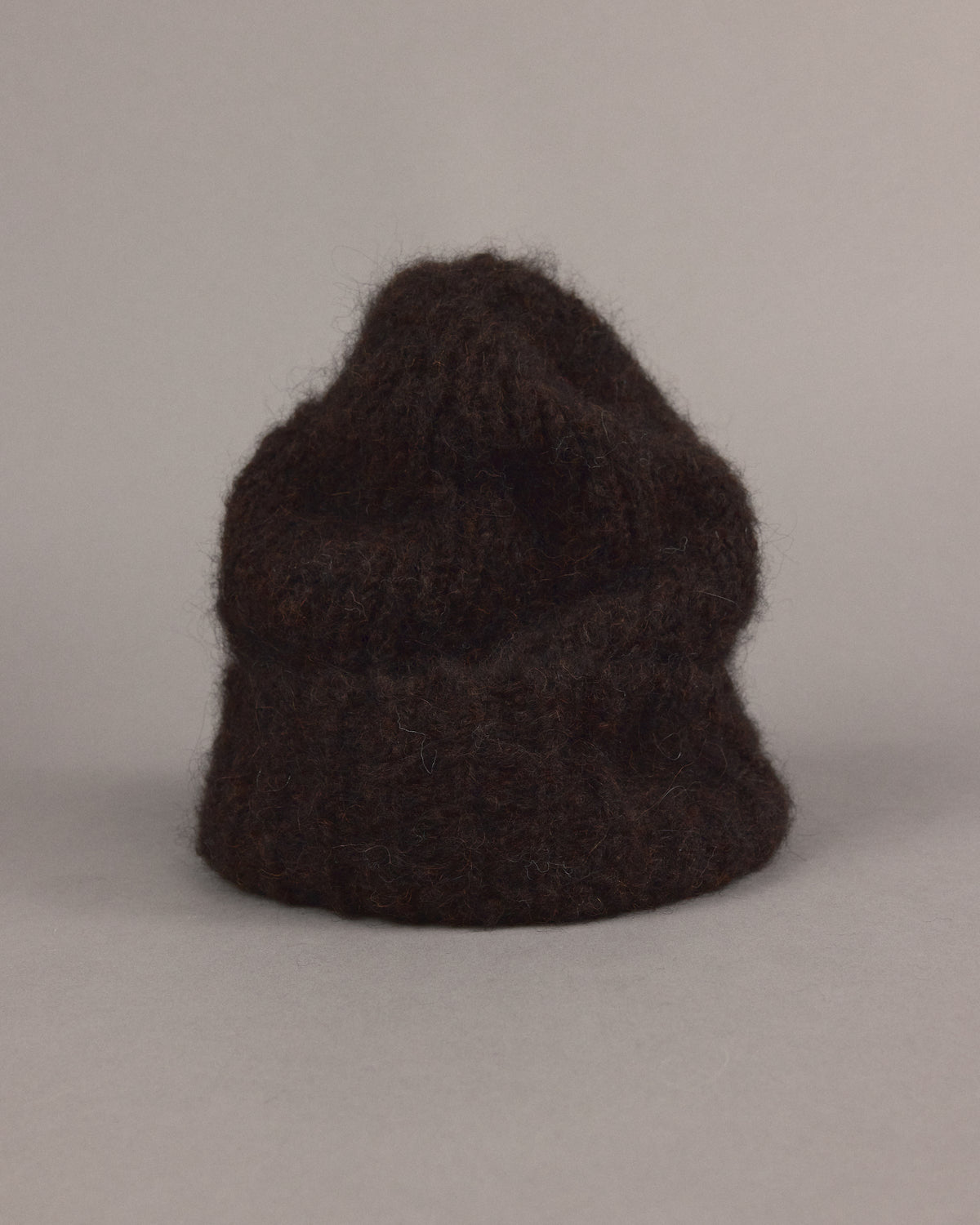 Jodphur beanie in black bean 