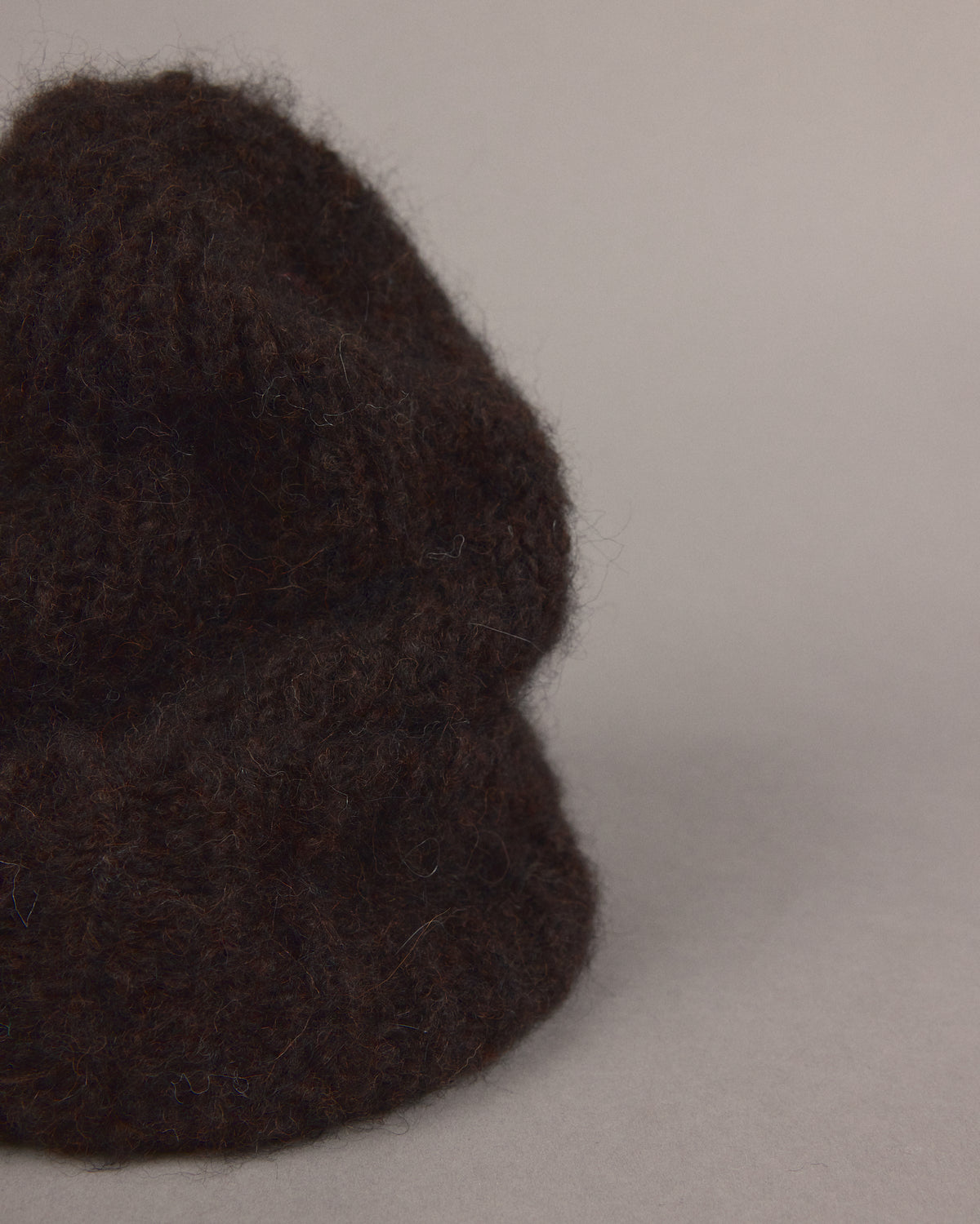 Jodphur beanie in black bean 
