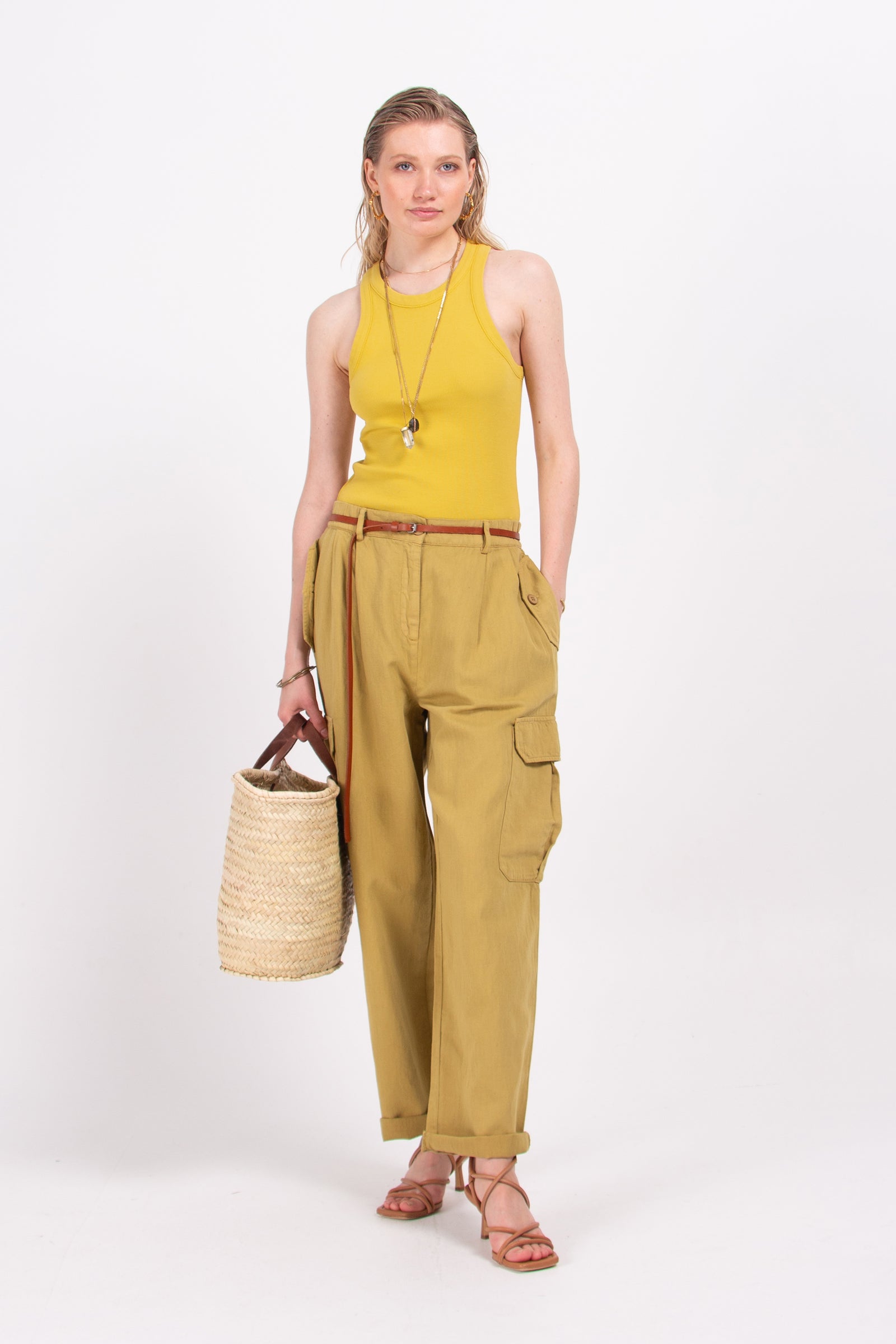 Schmaler Gürtel in Cognac