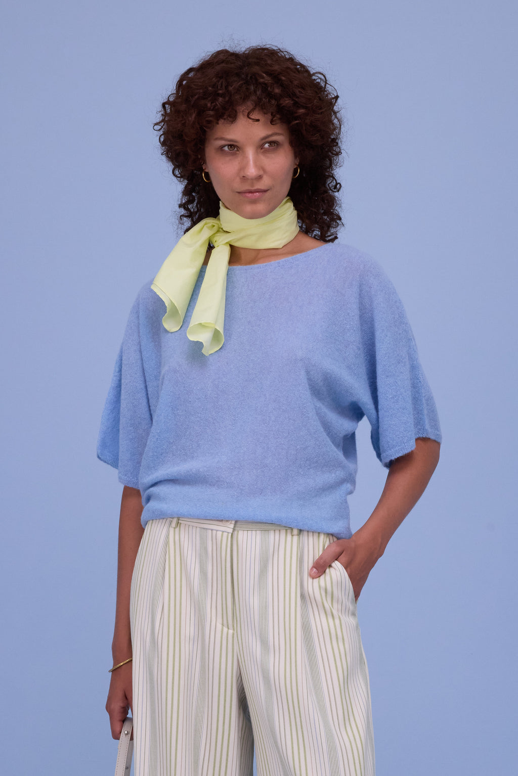 Hee scarf in tender yellow