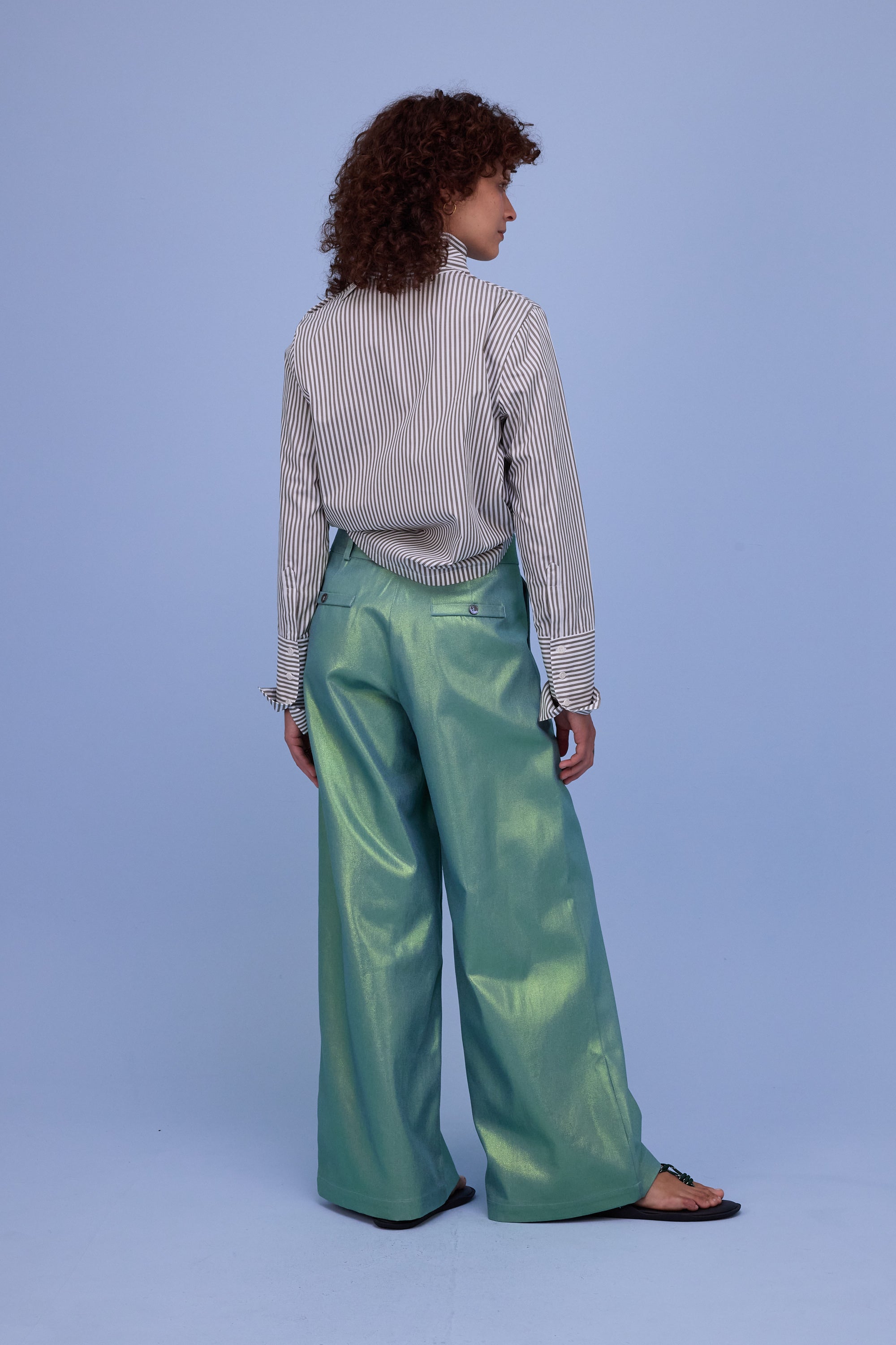 Halle blouse in khaki stripes