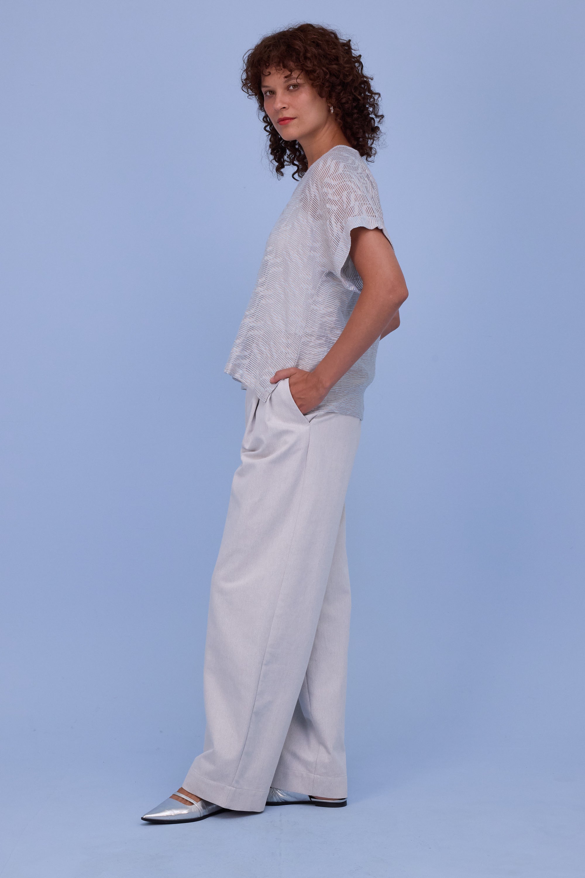 Faro blouse in transparent sky blue stripes