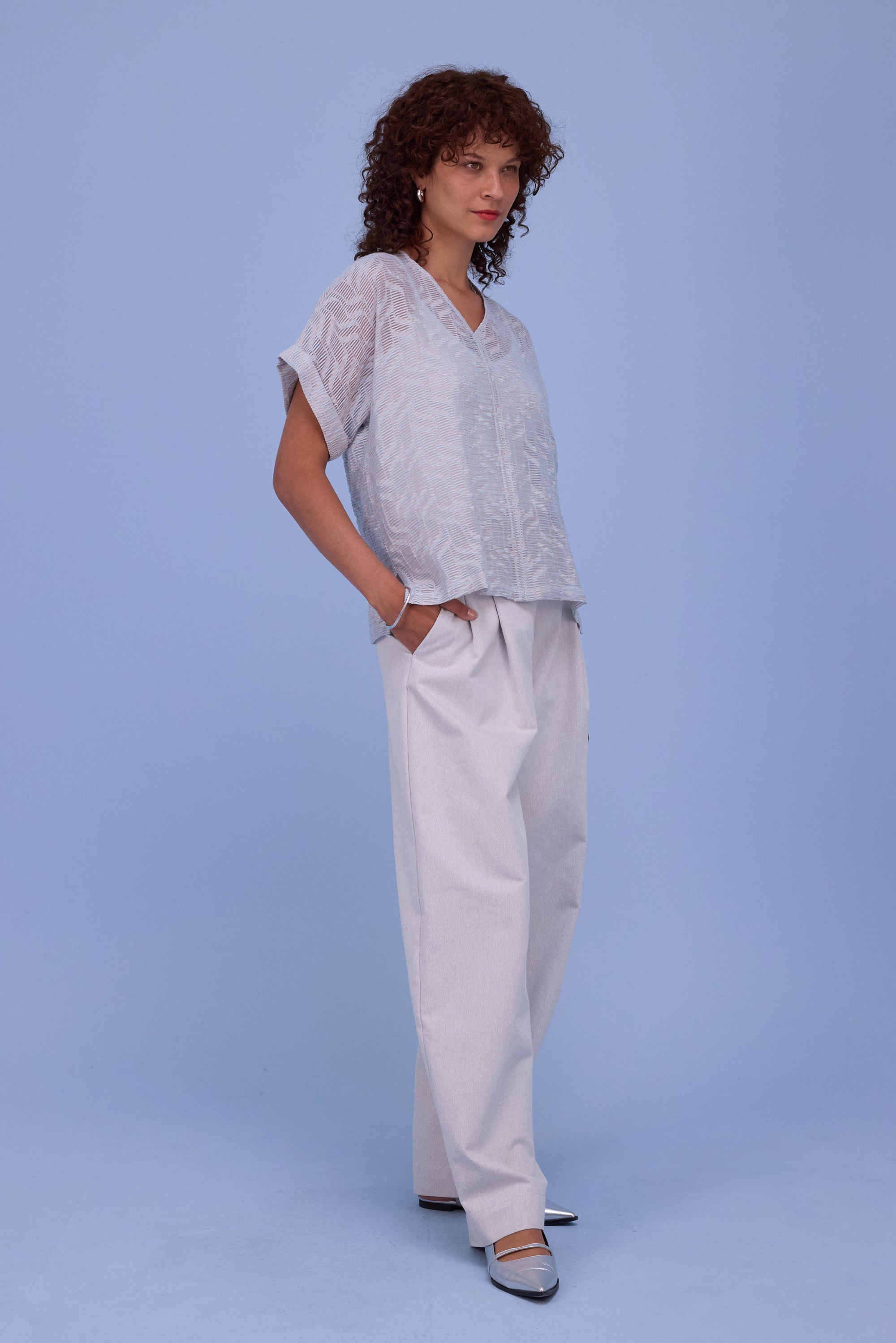 Faro blouse in transparent sky blue stripes