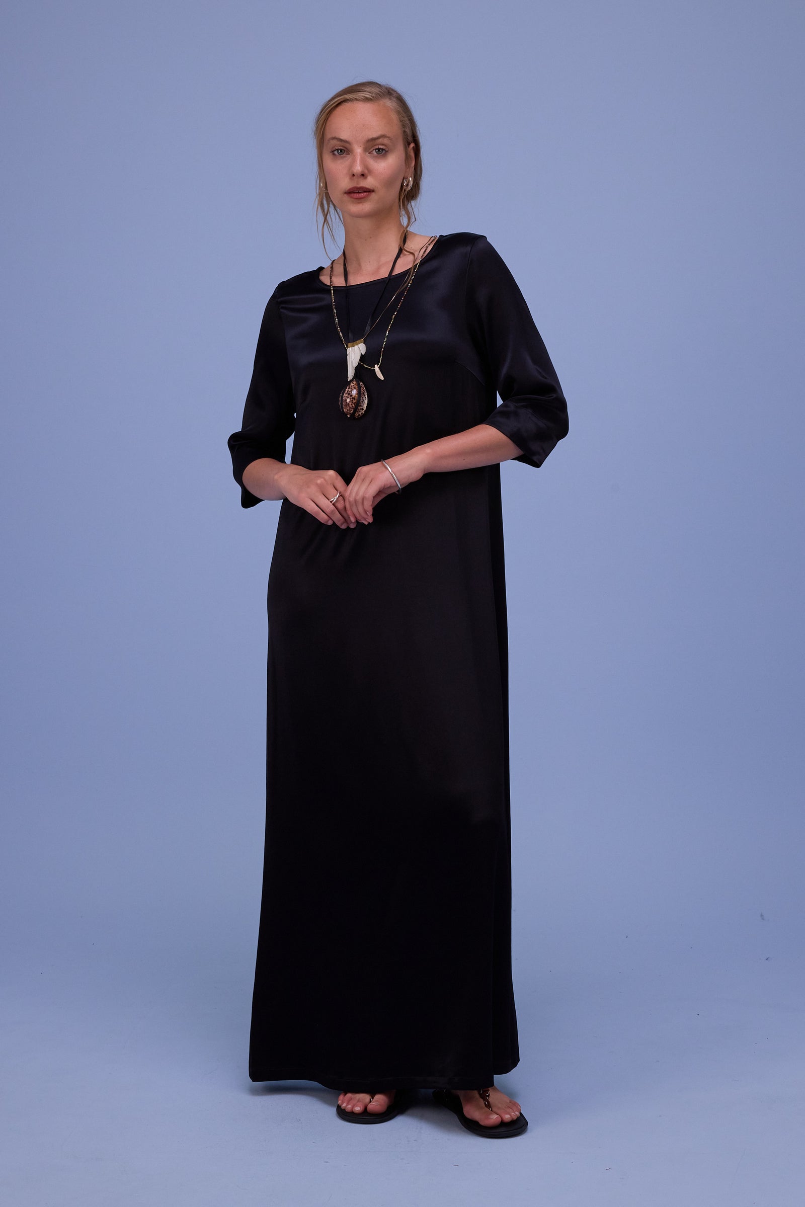 Francine dress in shiny black