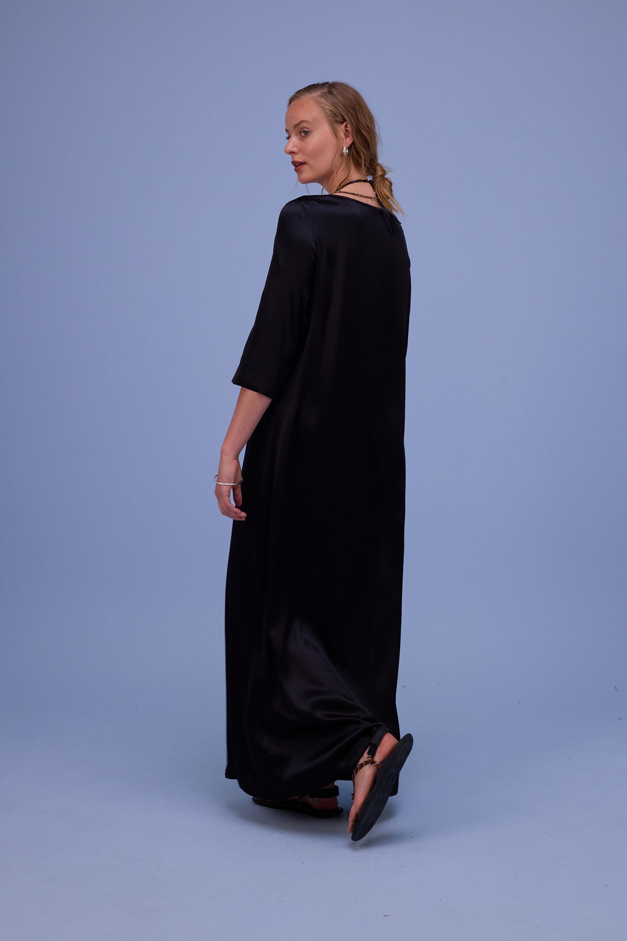 Francine dress in shiny black