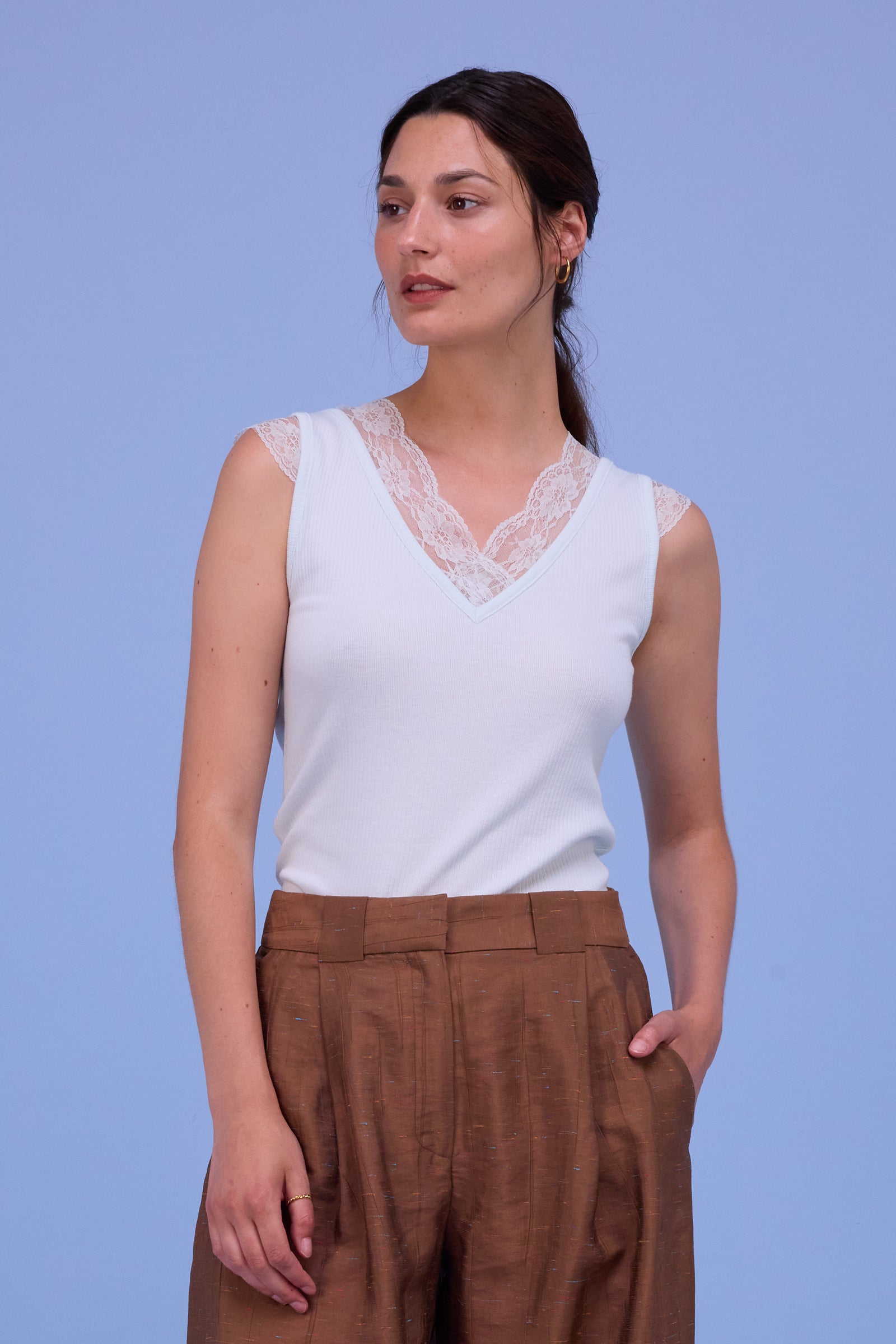 Hia ice blue top met kant