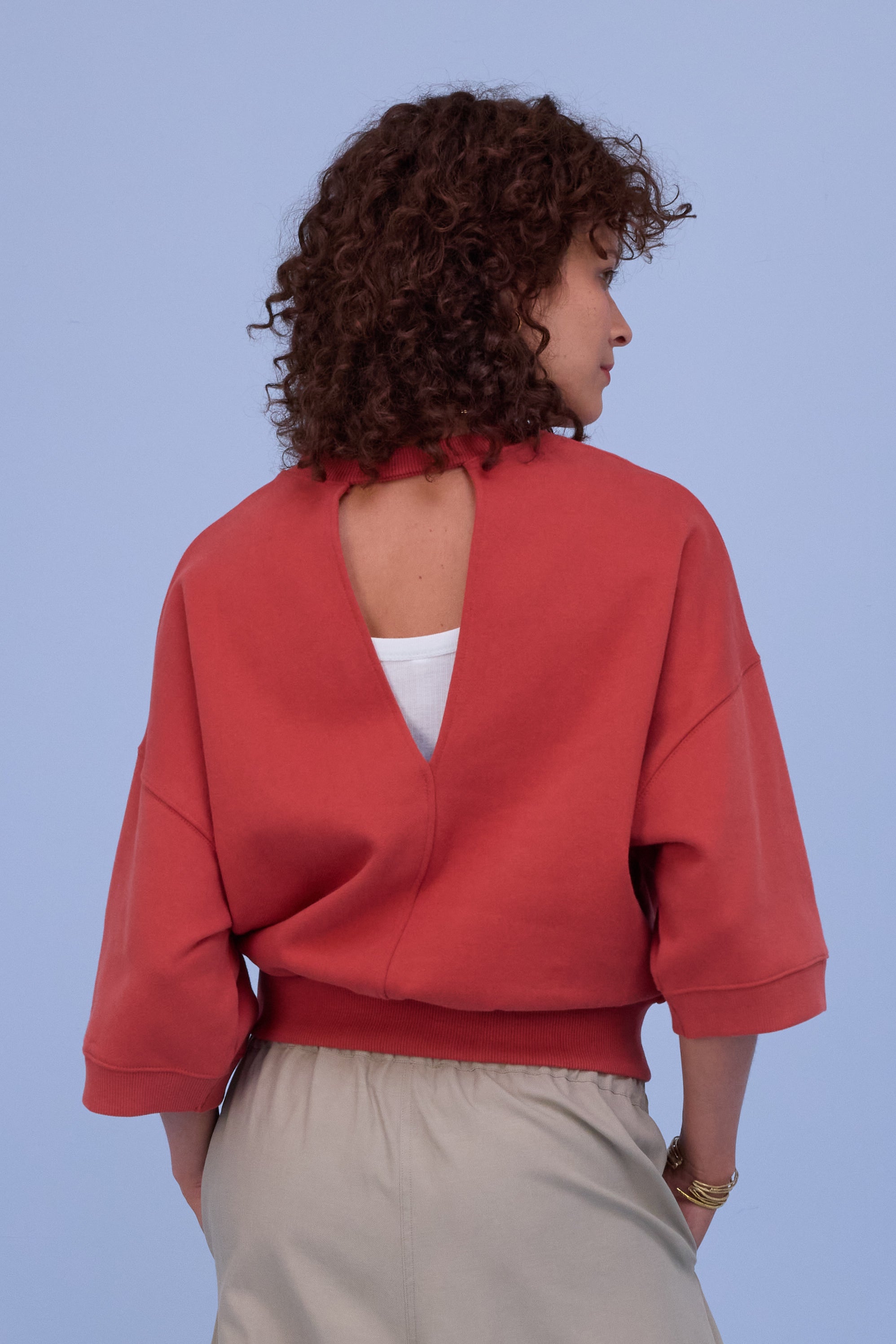 Hibiscus sweater in bossa nova