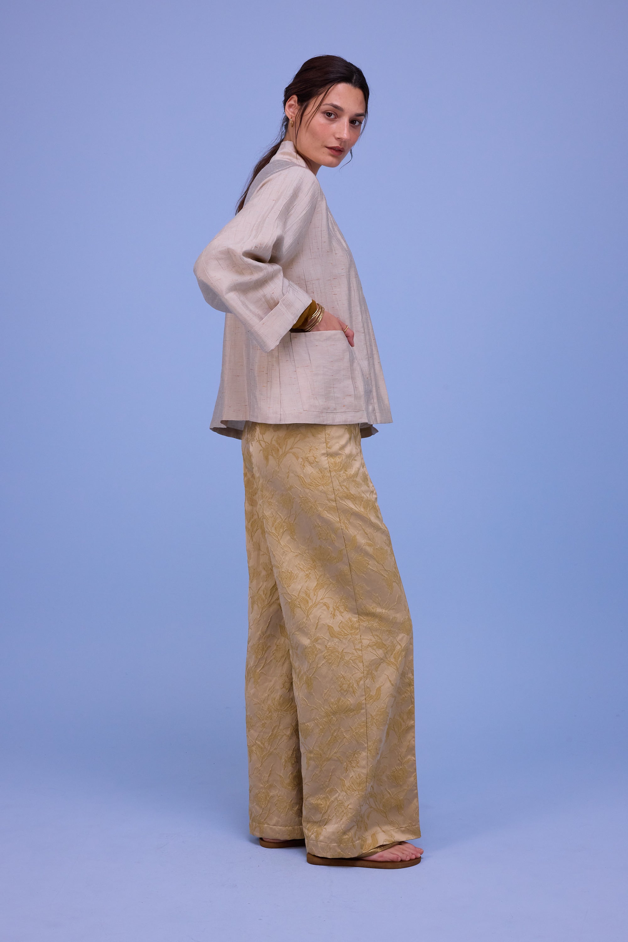 Flenn kimono in champagne santoso