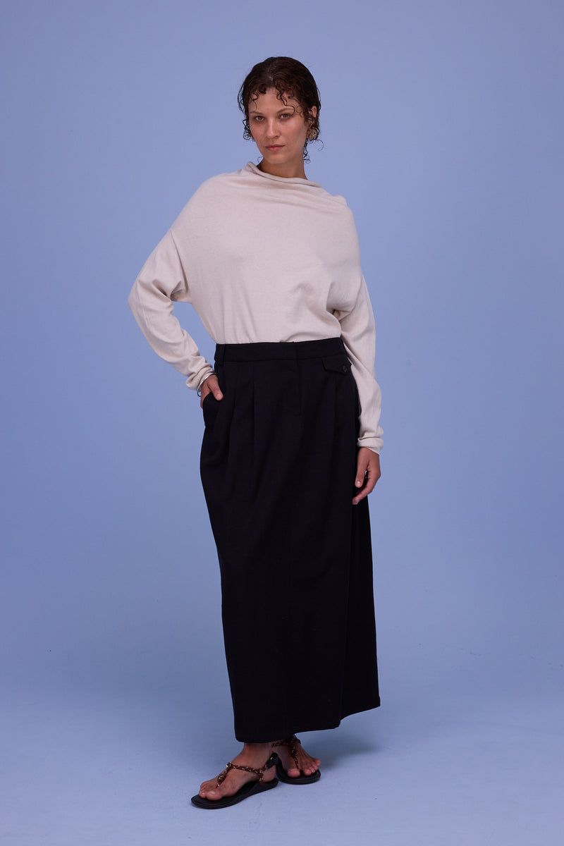 Halova trui in almond