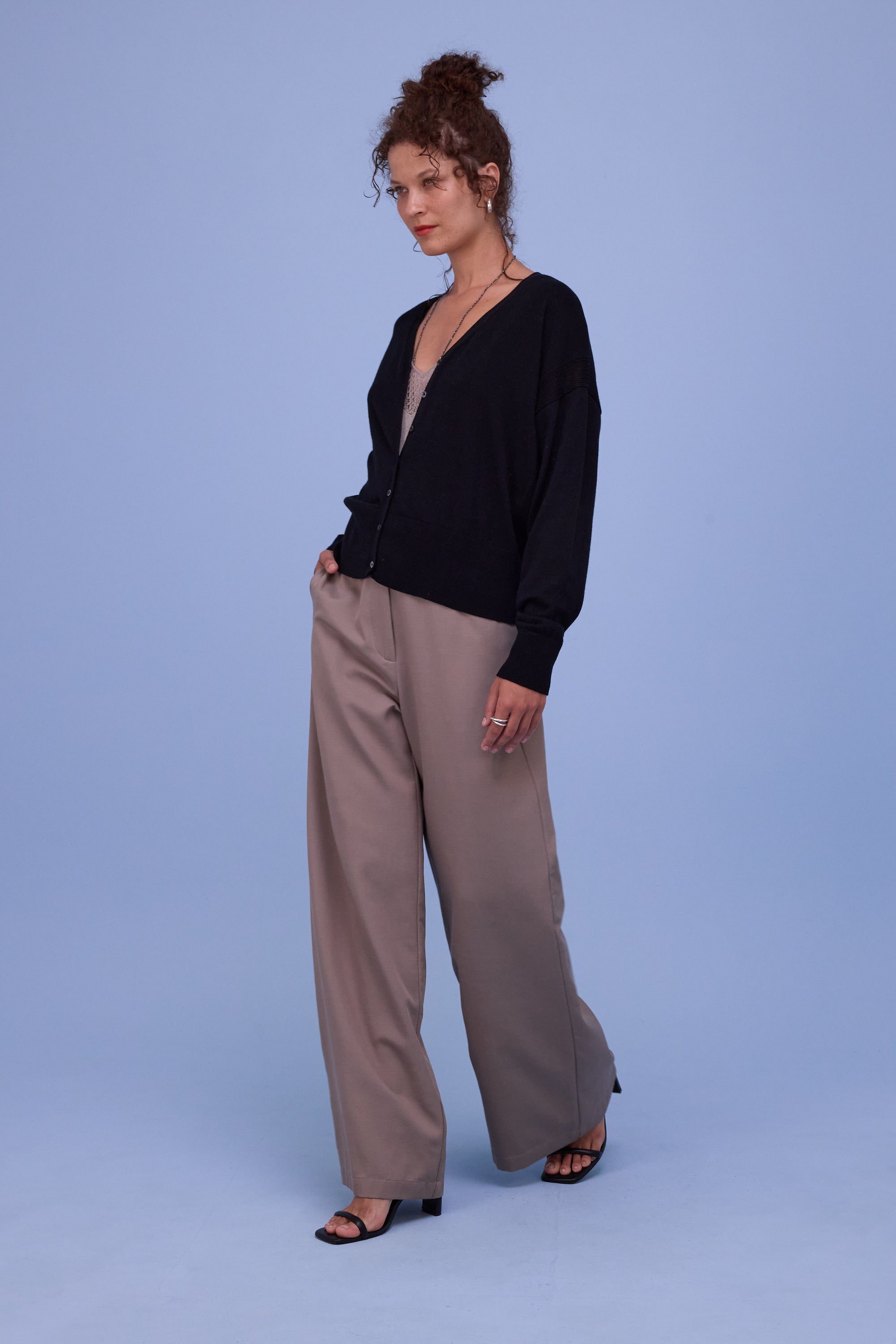 Halden cardigan in black