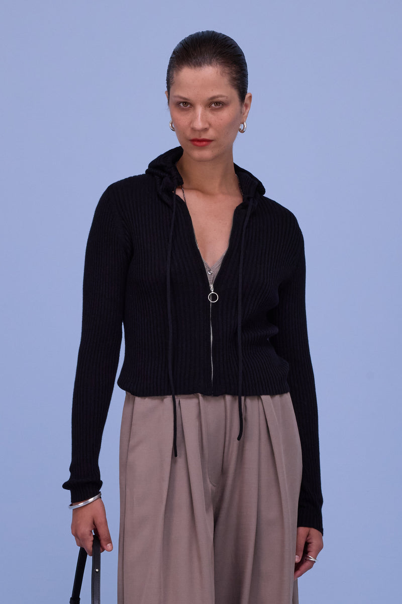 Hendaye cardigan in black