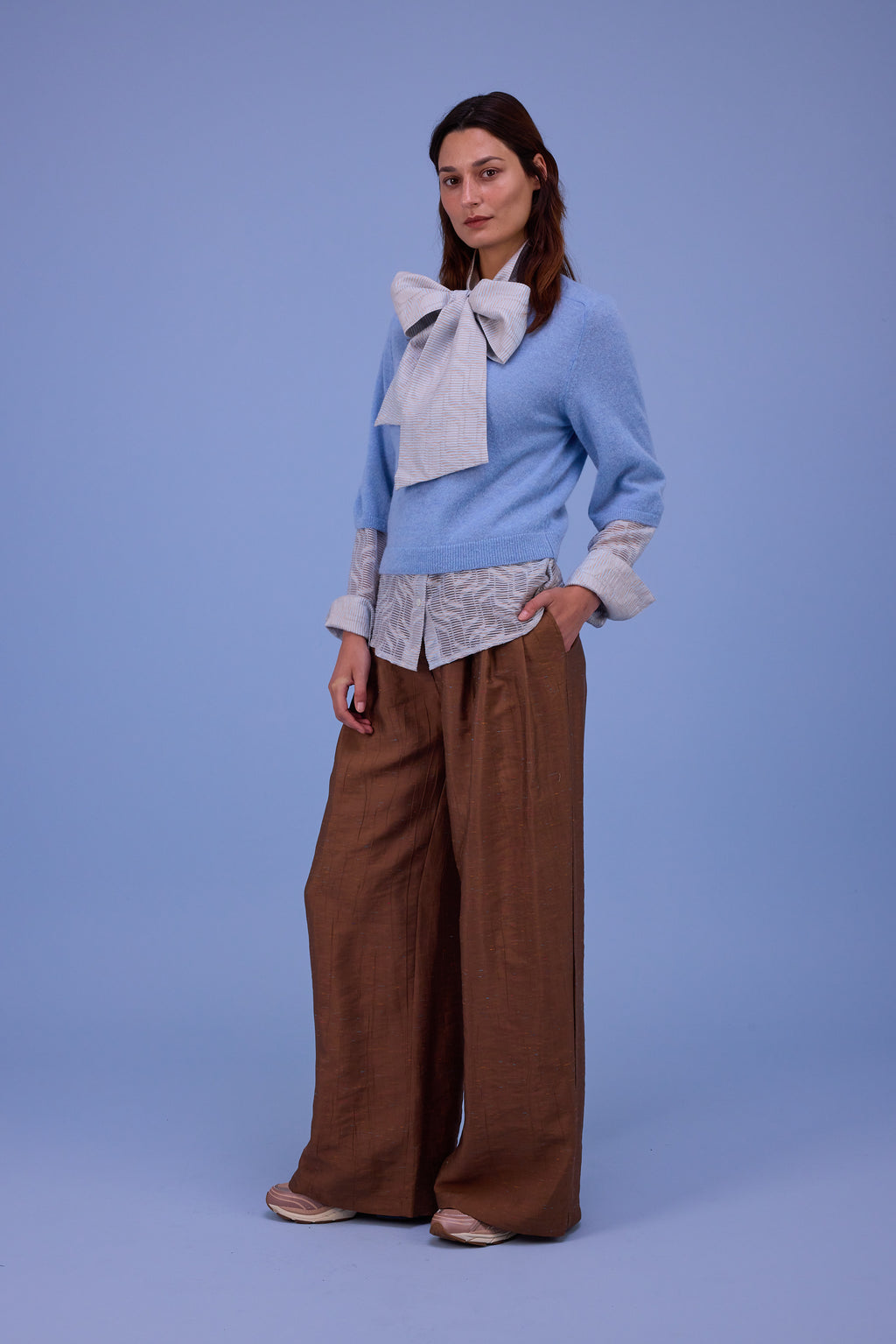 Huleva knitted sweater in chambray blue