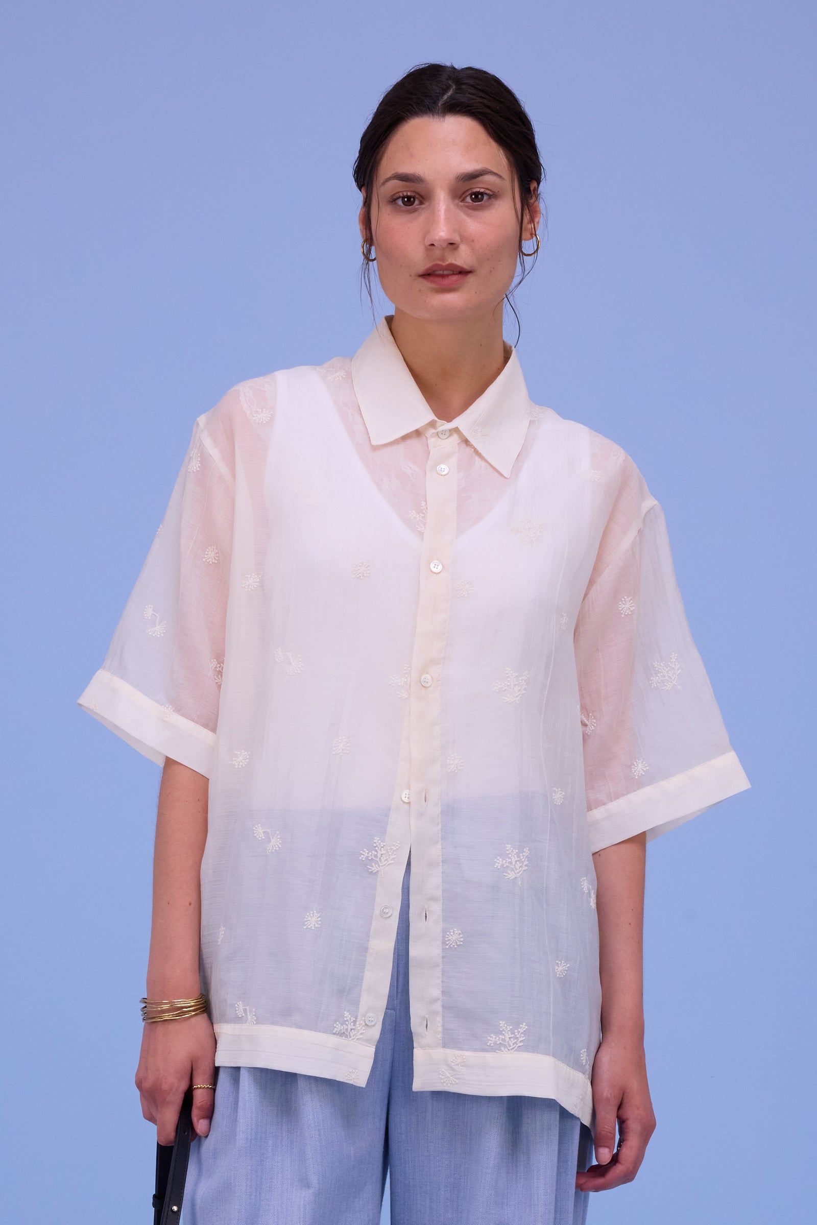 Hensley hemd in ecru verbena