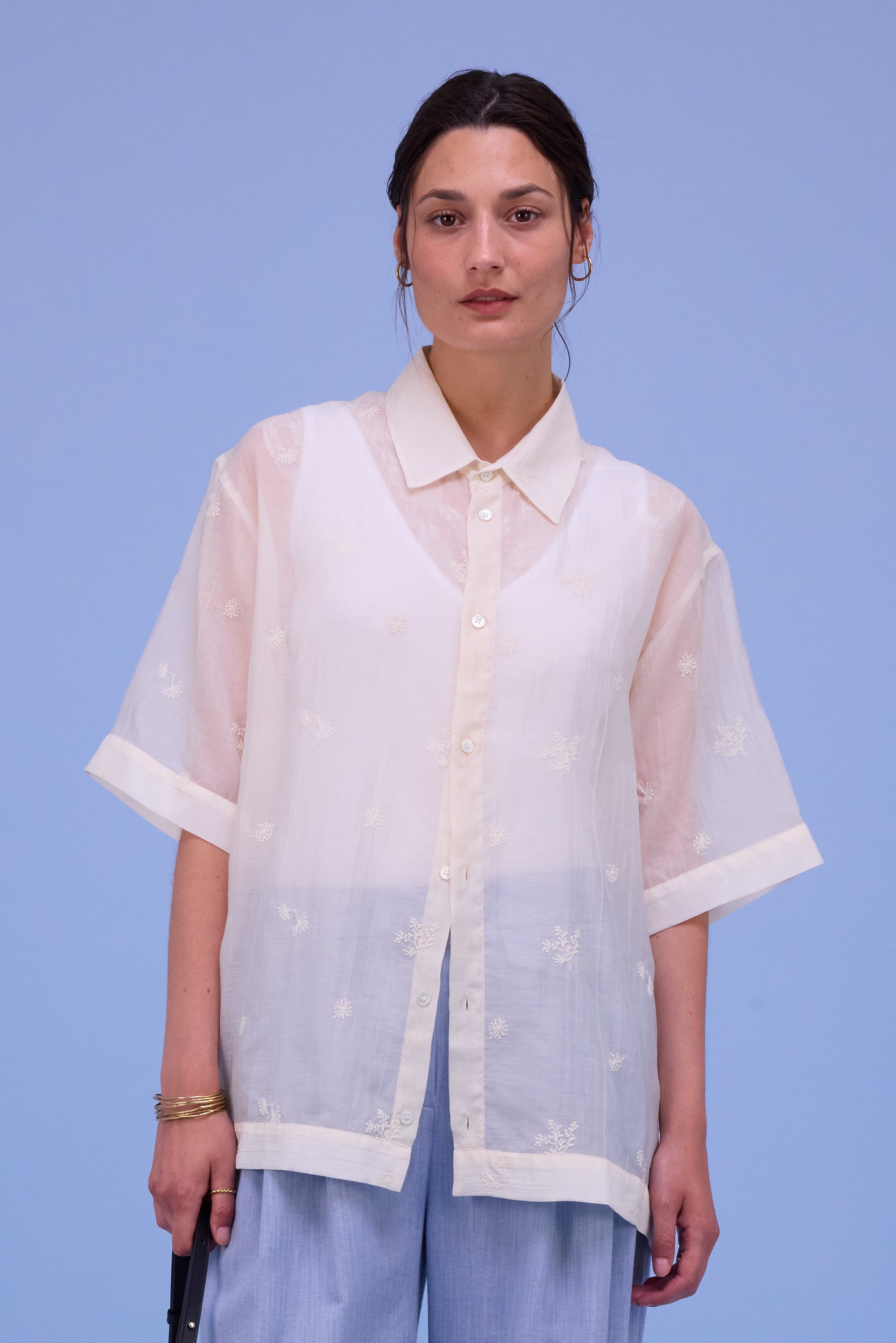 Hensley hemd in ecru verbena