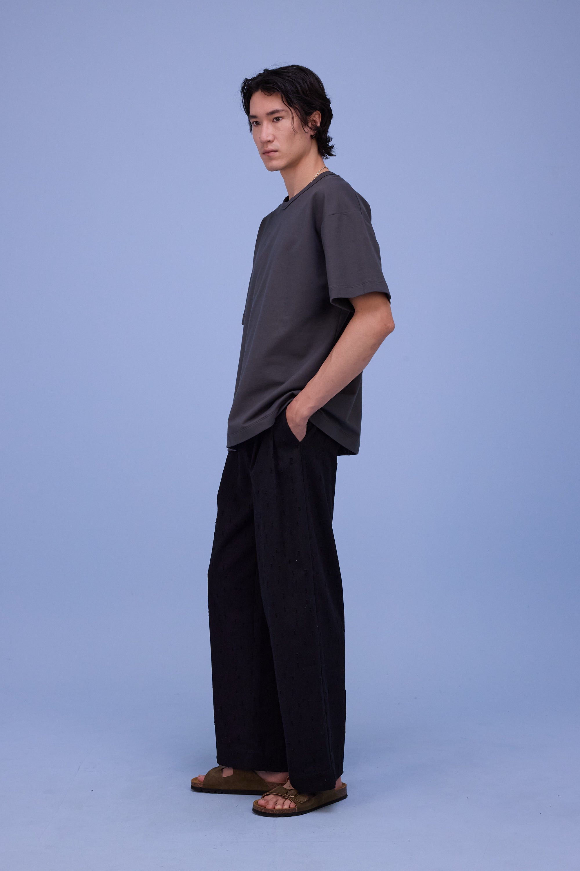 Geoff T-shirt in dark shadow