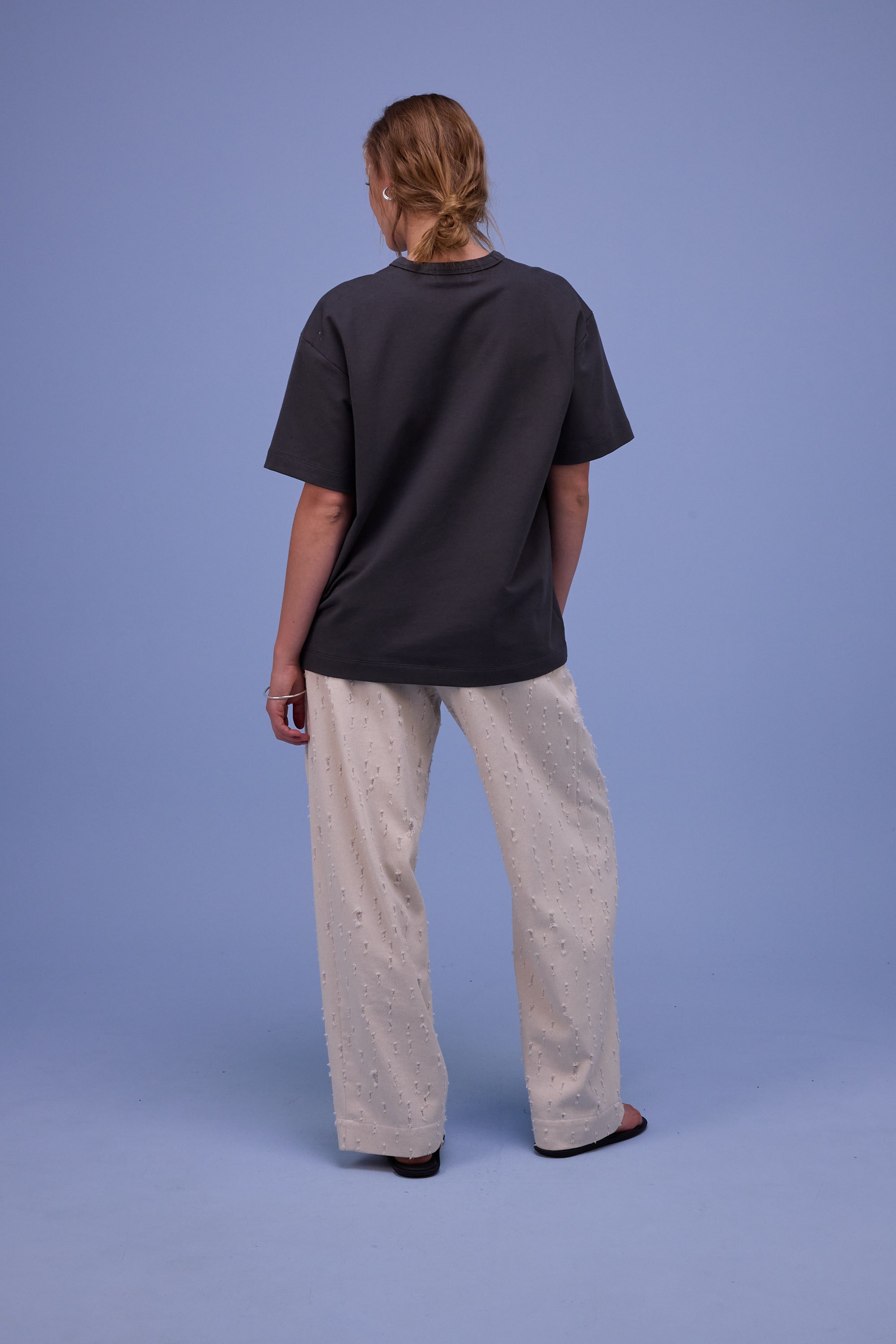 Geoff T-shirt in dark shadow