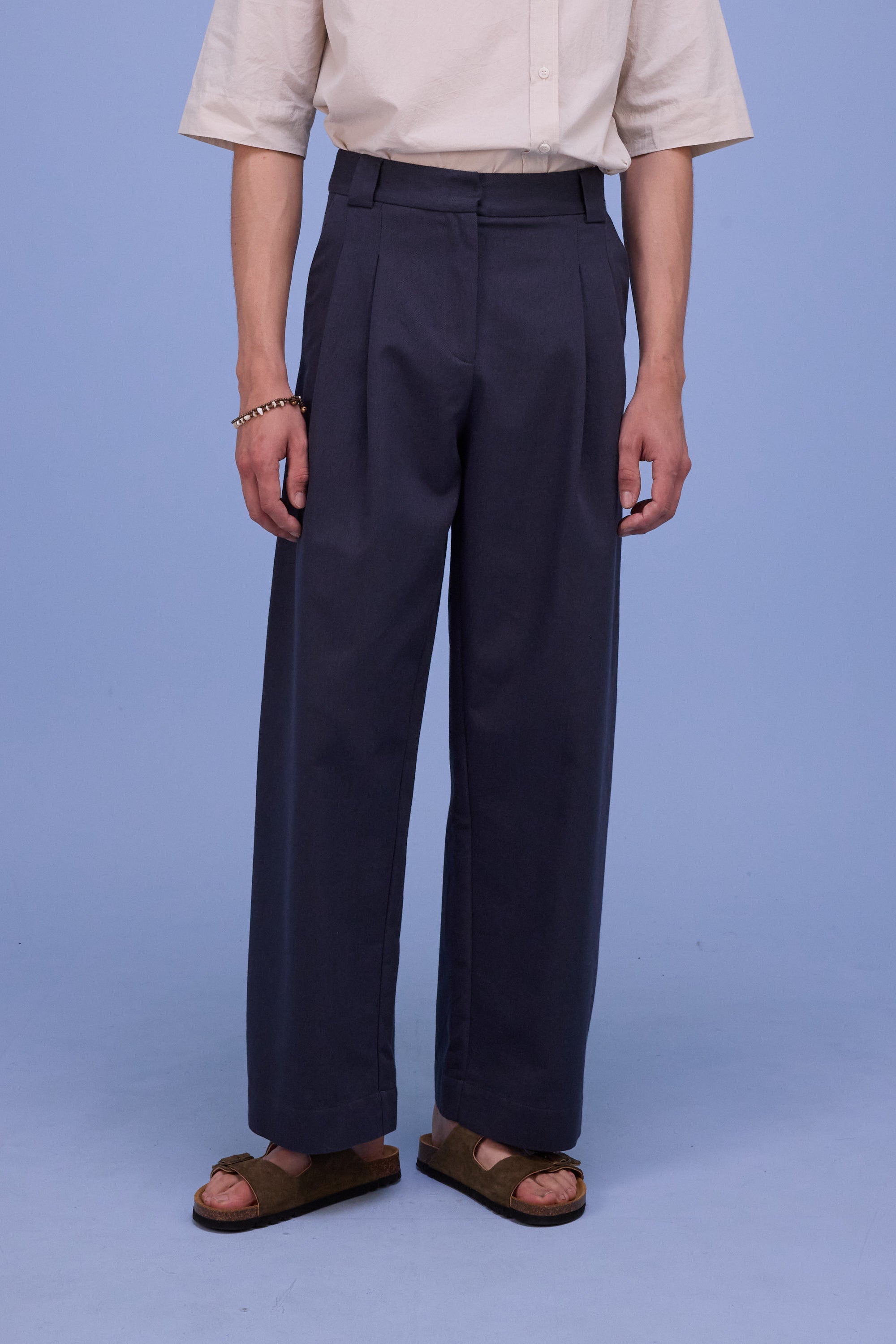 Harpo trousers in dark night