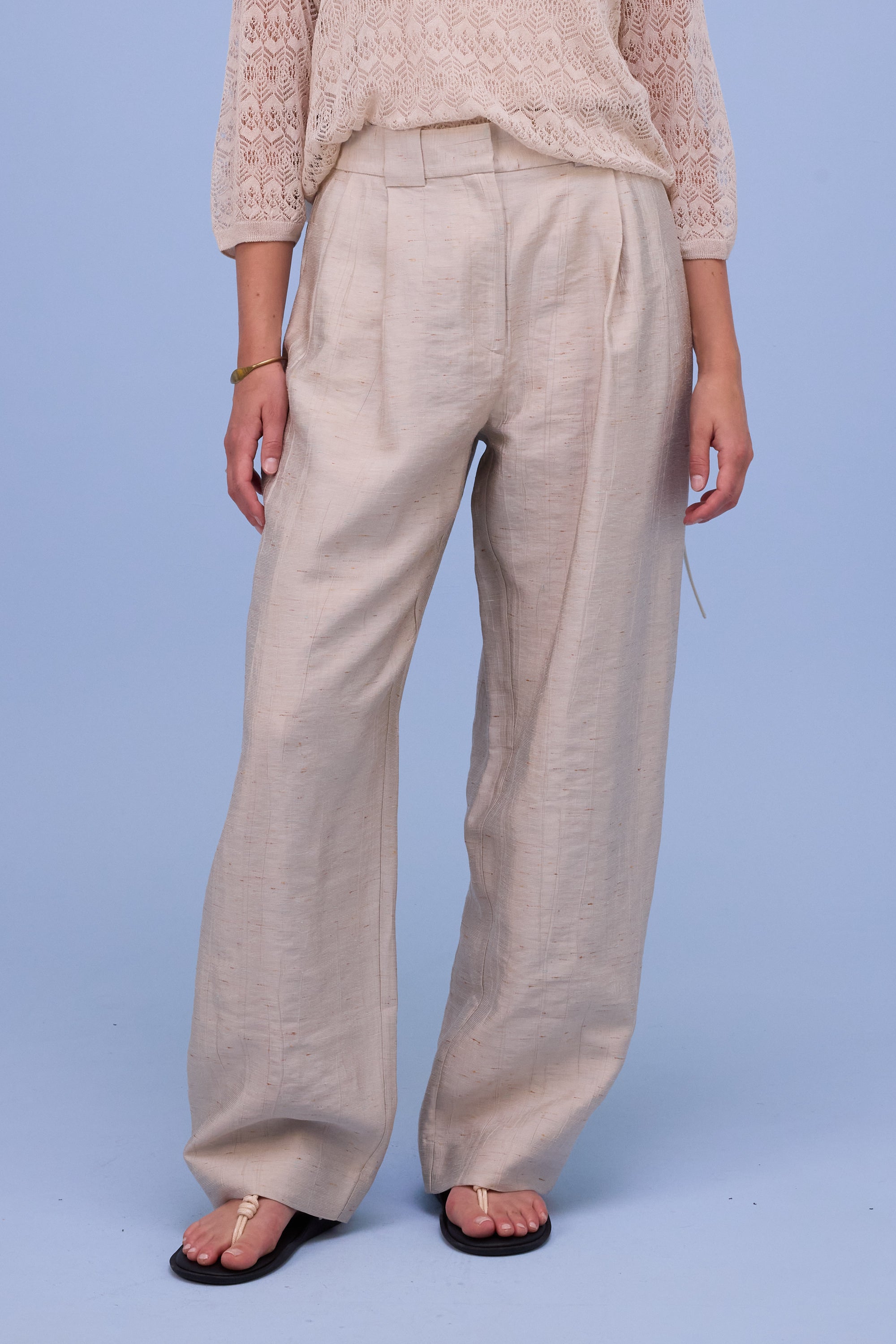 Harpo trousers in champagne santoso