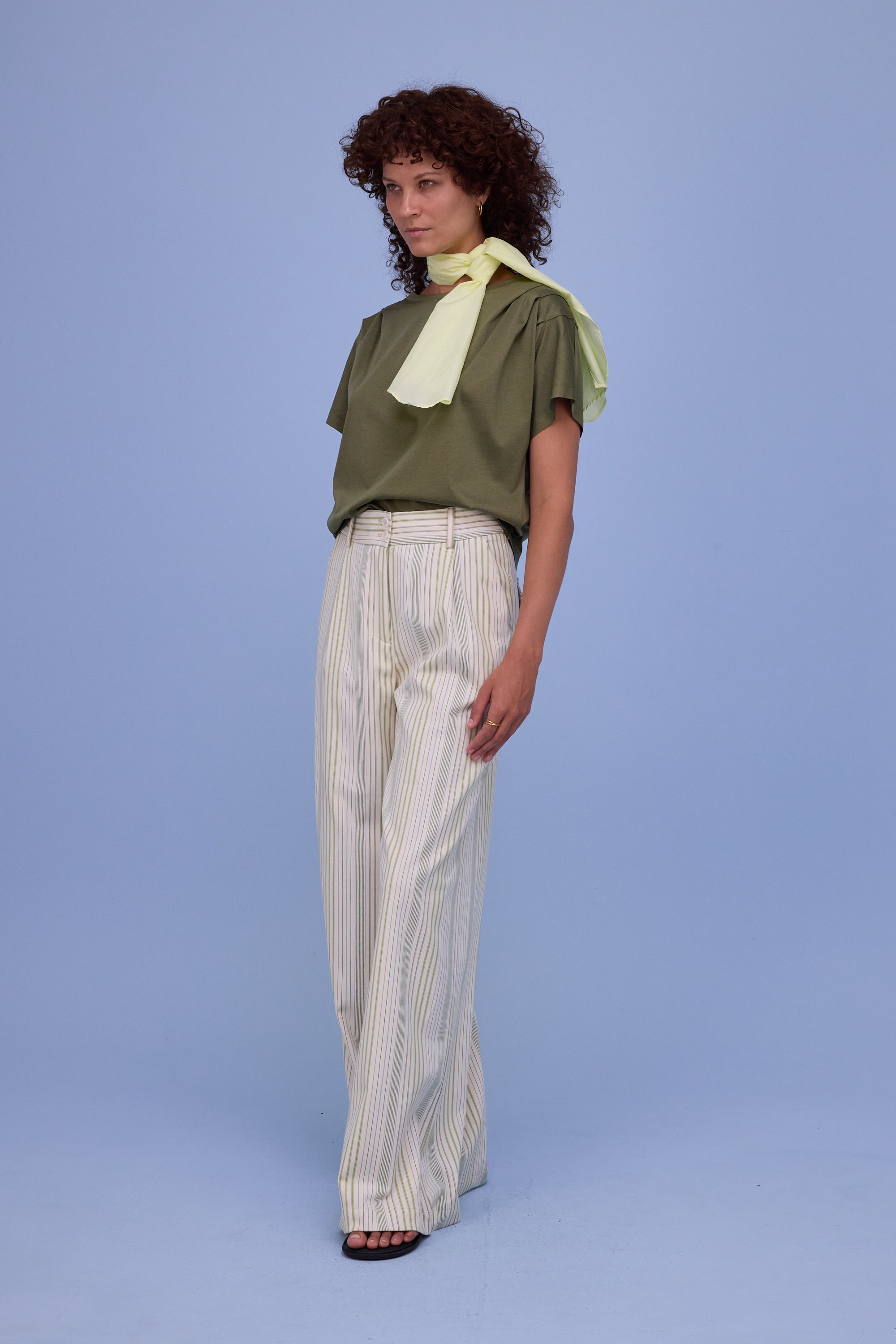 Edward trousers in ecru/green stripes
