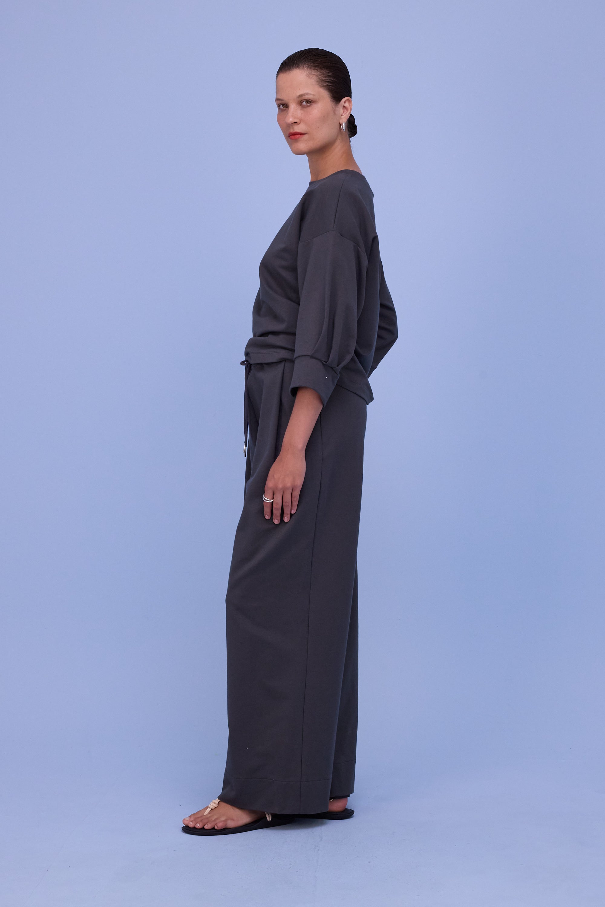 Geano trousers in dark shadow