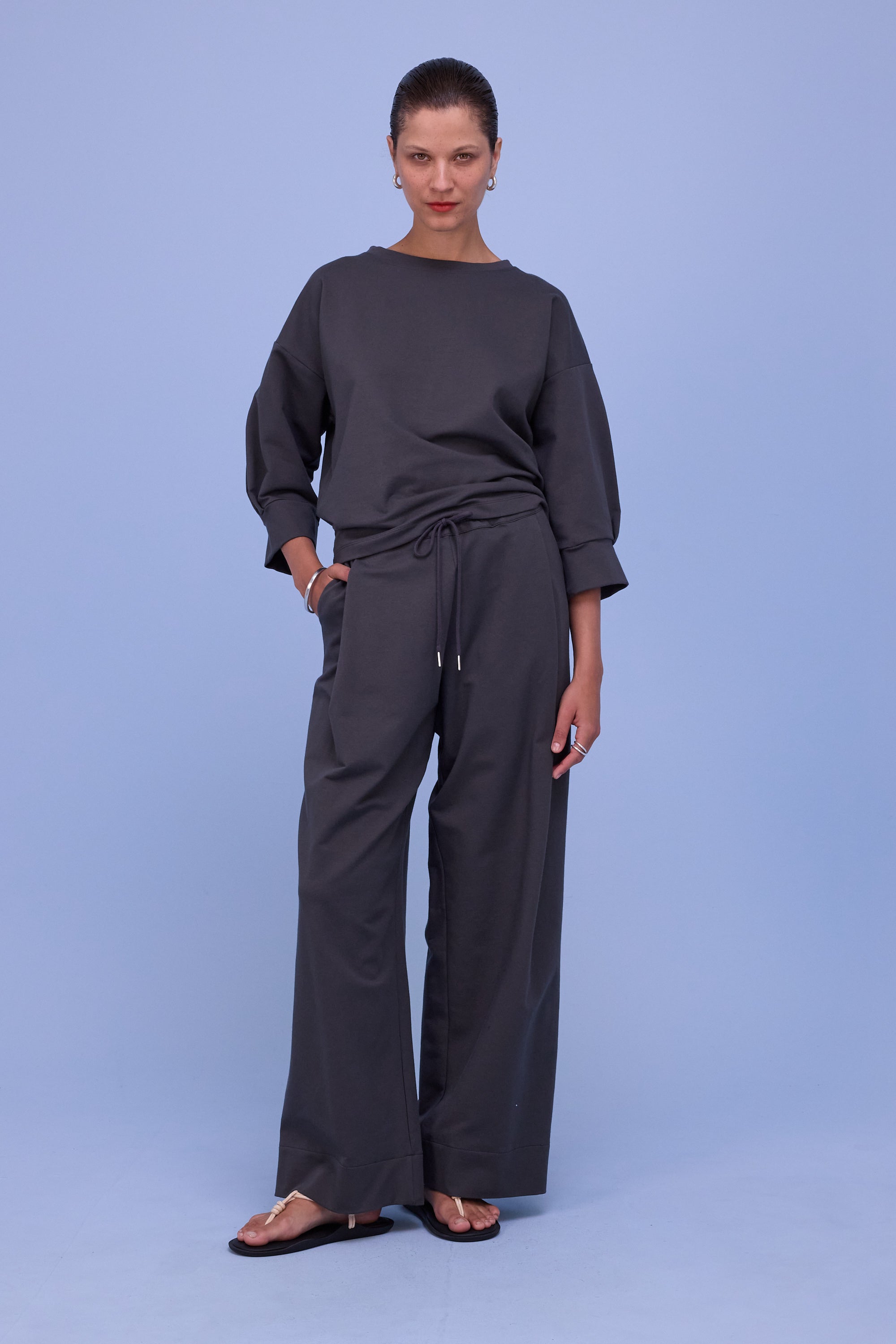 Geano trousers in dark shadow