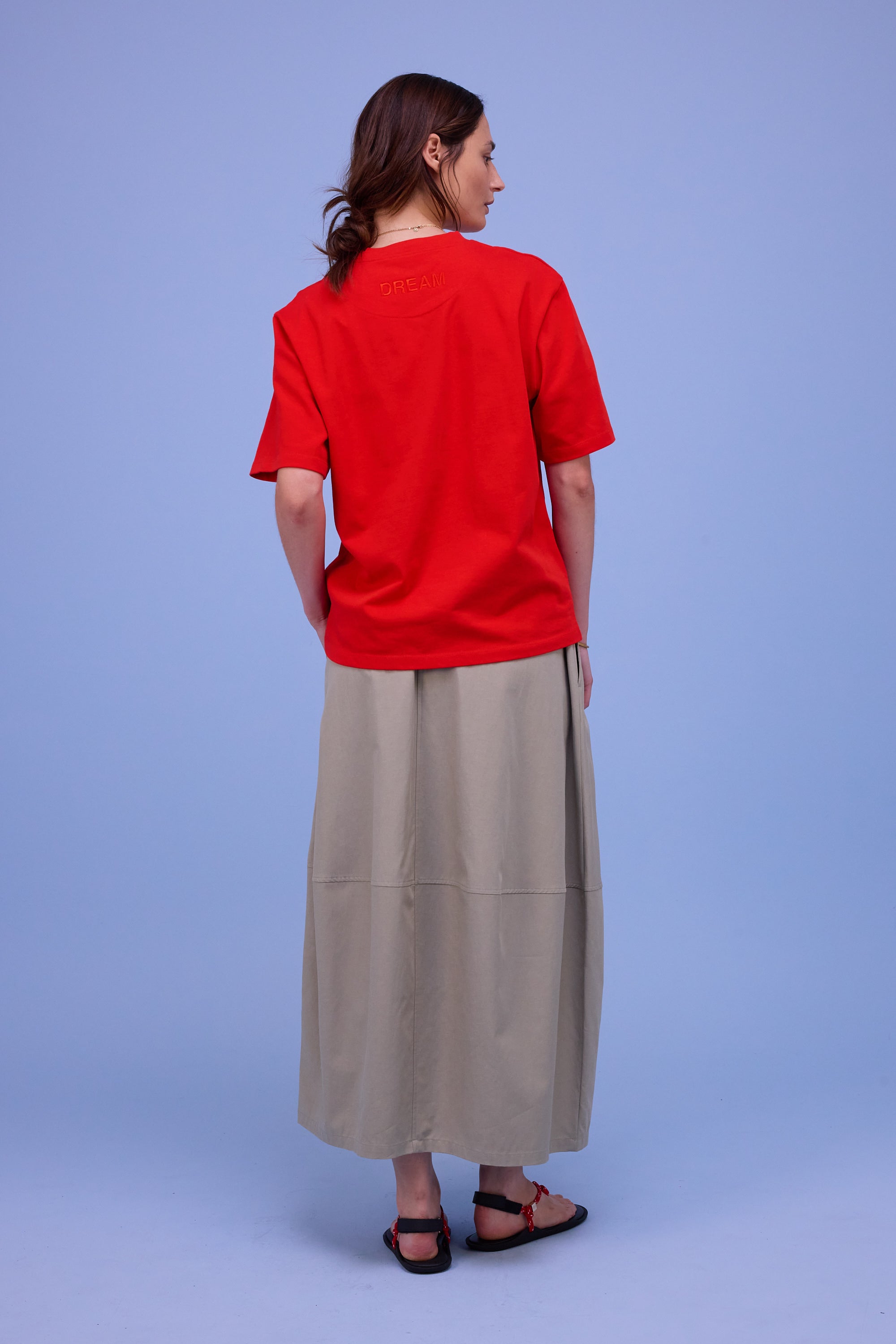 Héva rok in dust sage