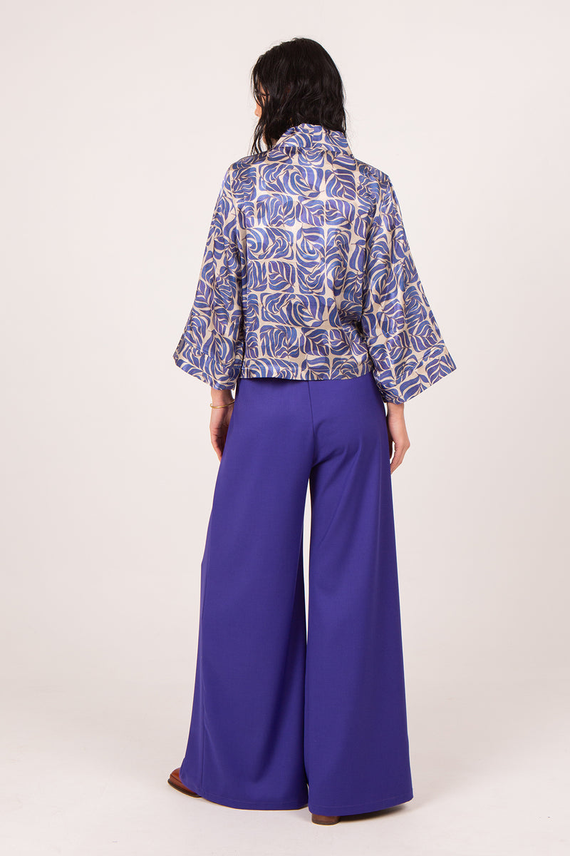 Clotilde blouse with sand blue leaves
