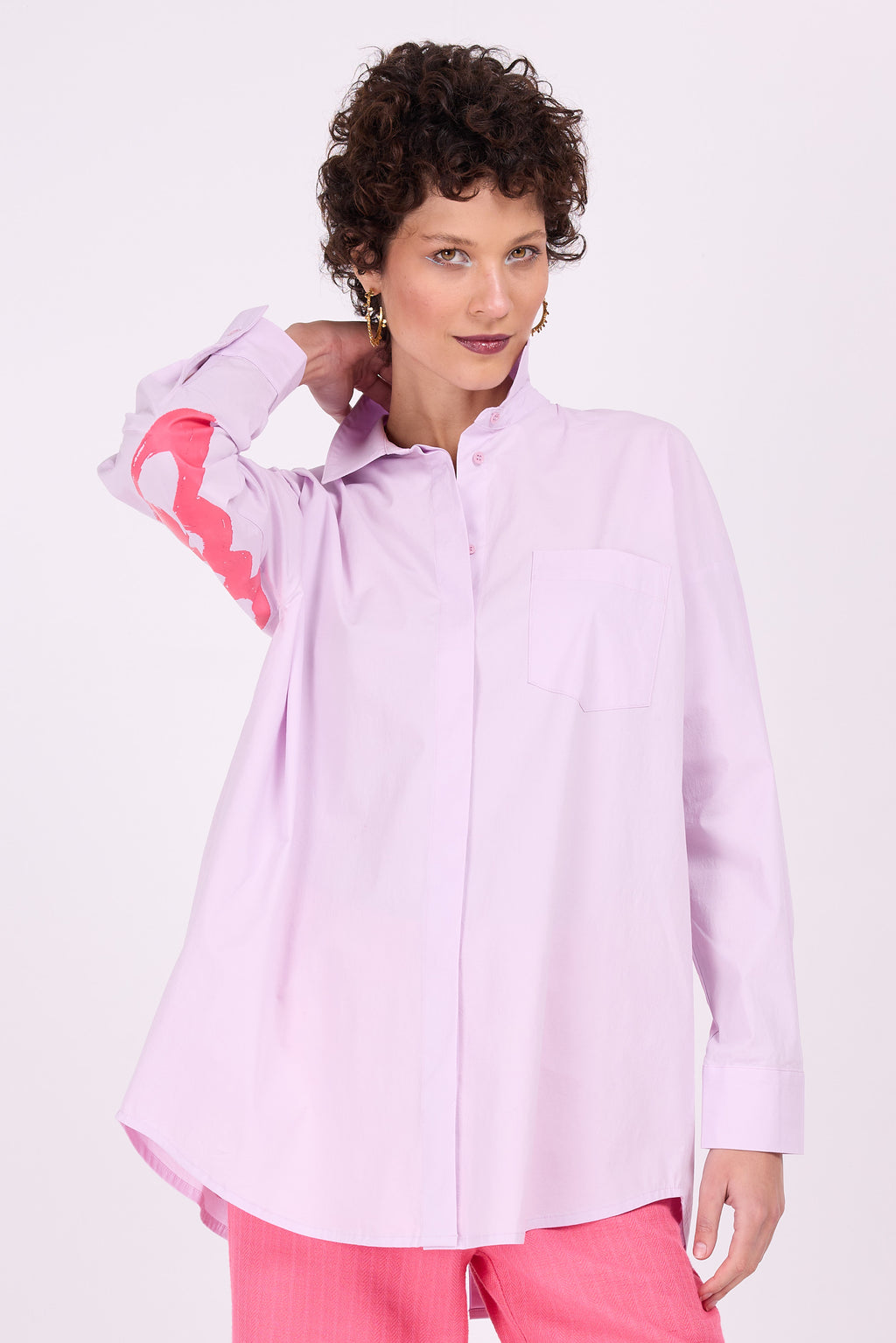 Emmelie moth print shirt in soft lilac/pink