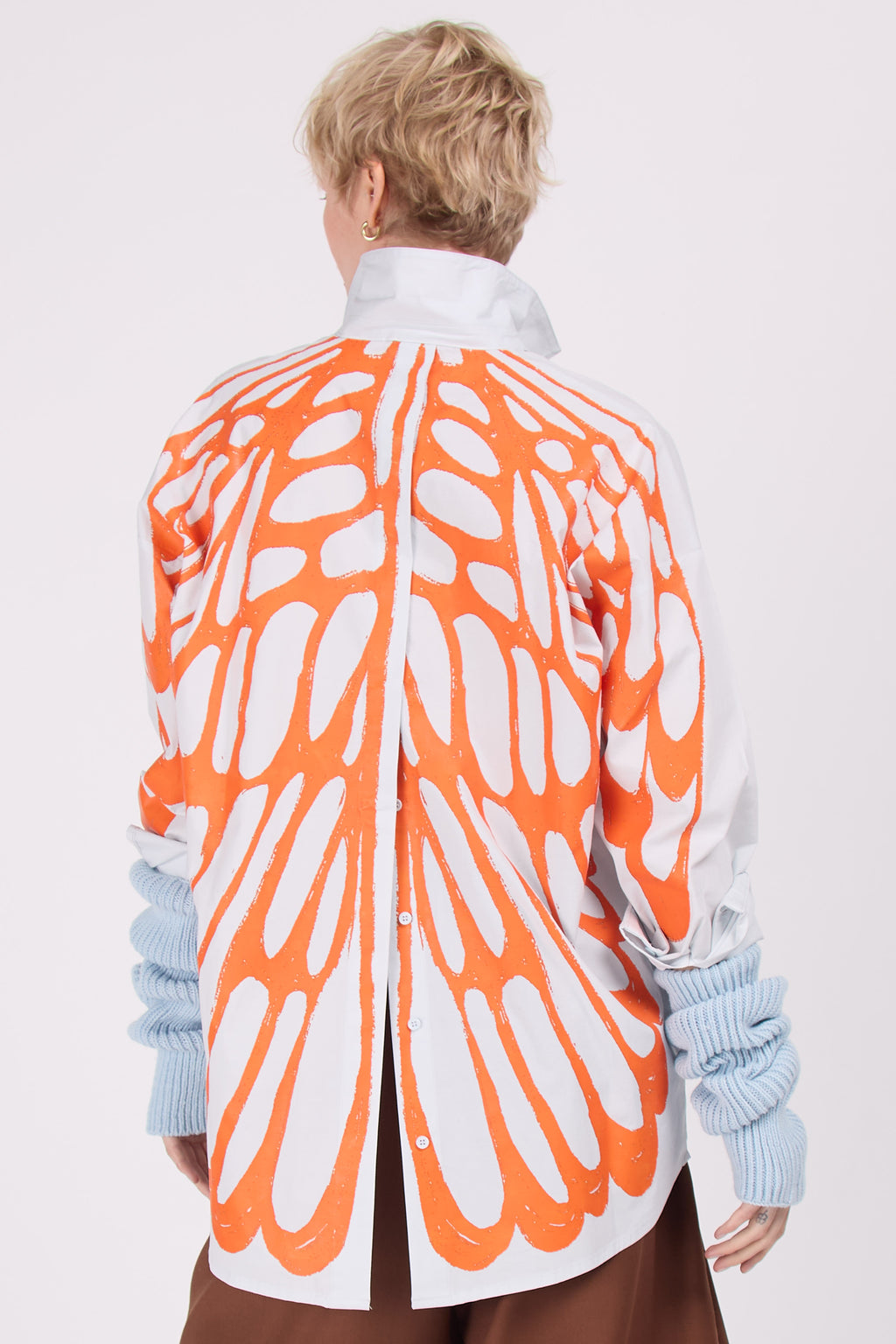 Emmelie  moth print shirt in skyblue/orange