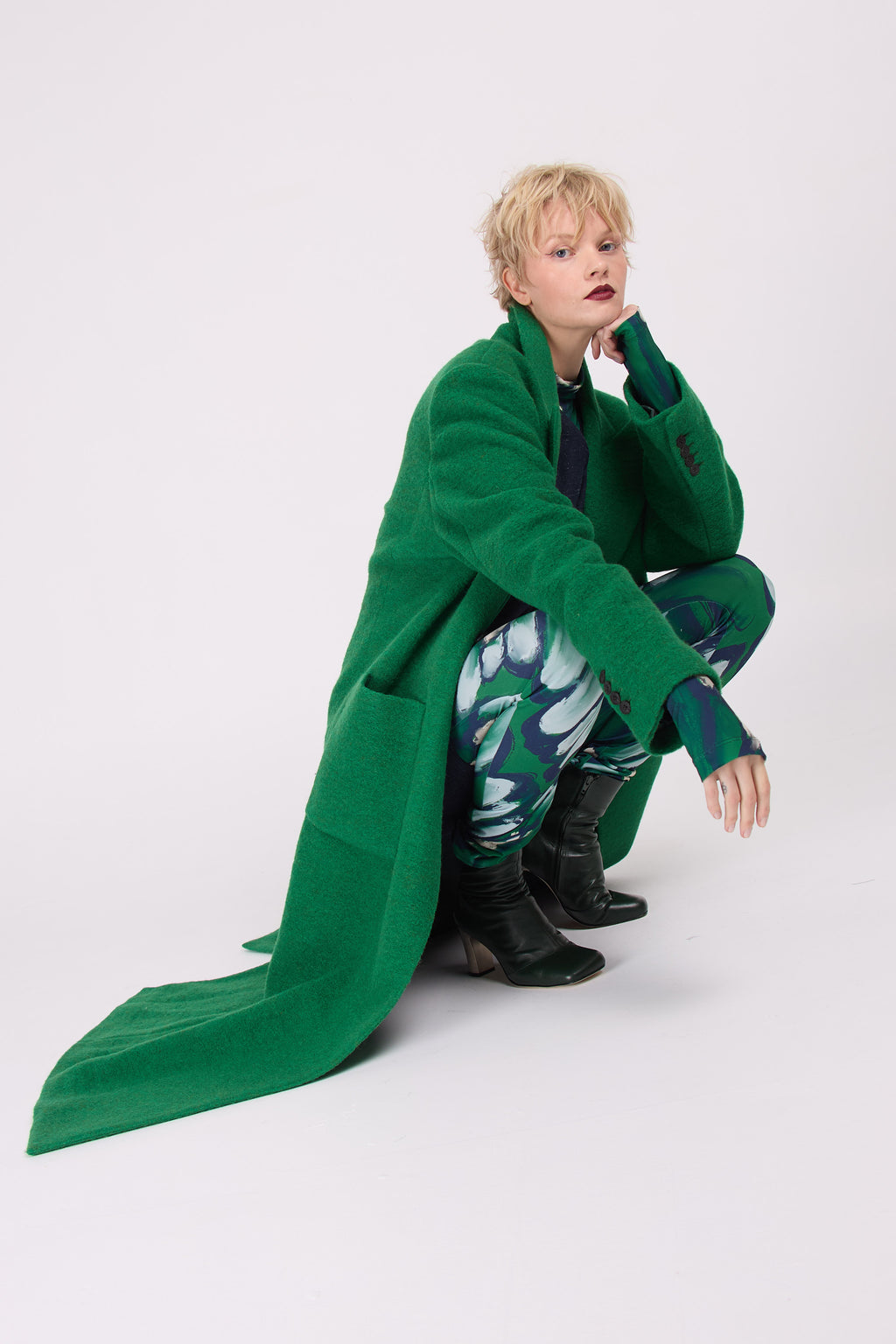 Esteban long coat in grass green