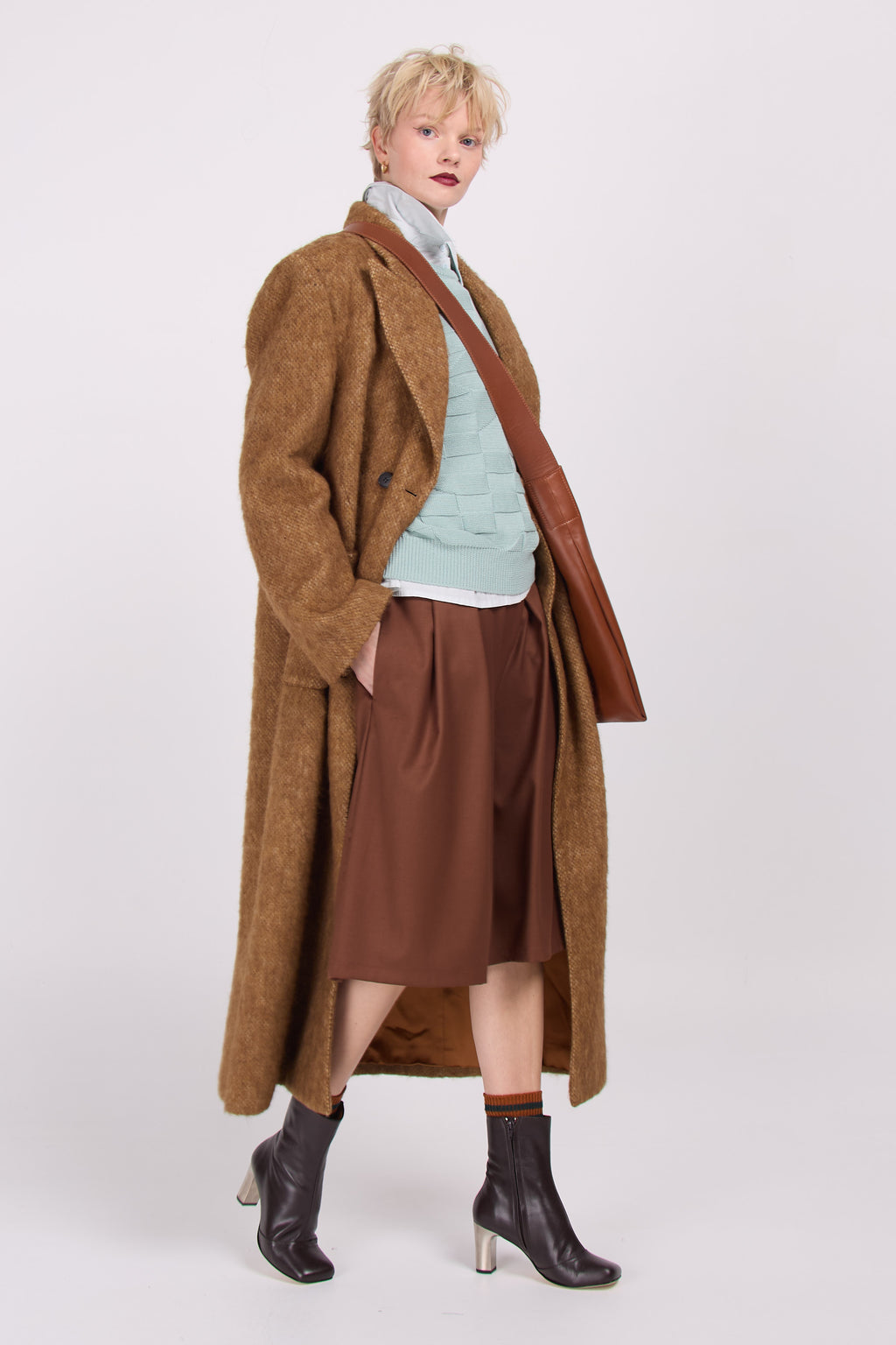 Esteban long coat in toffee