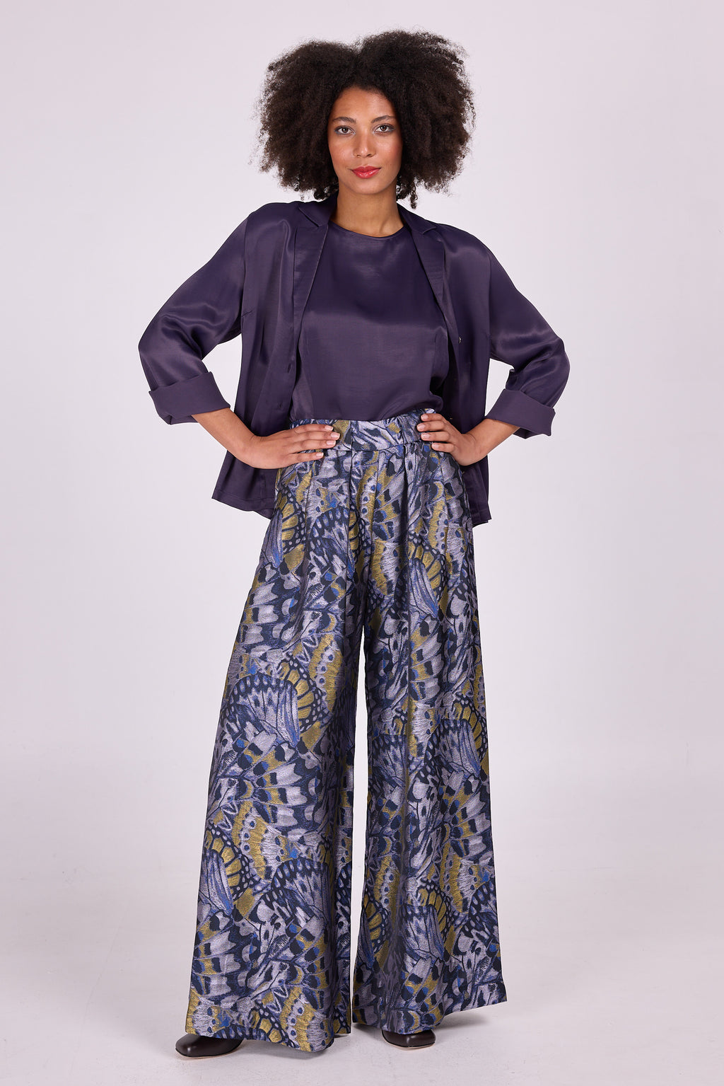 Clinton trousers in lilac butterfly jacquard