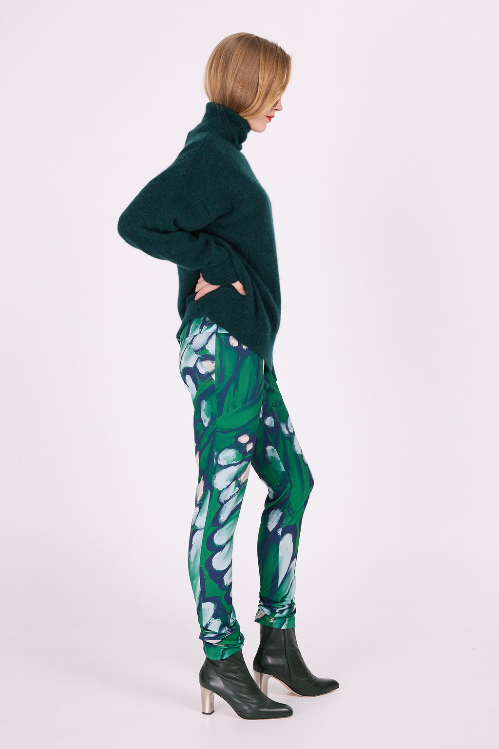 Etienne legging in beetle green wings